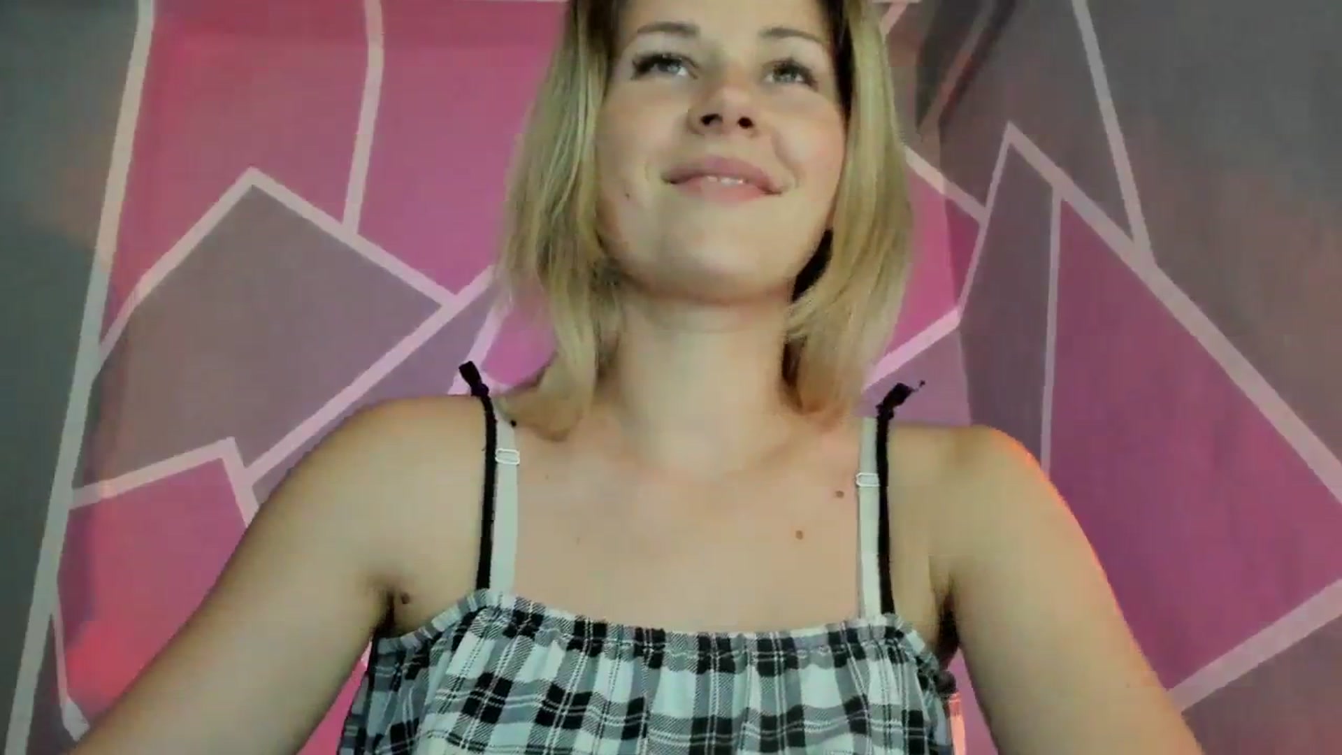 Gallery image thumbnail from UkrBeauty's myfreecams stream on, 08/14/2023, 13:58 image 3 of 20