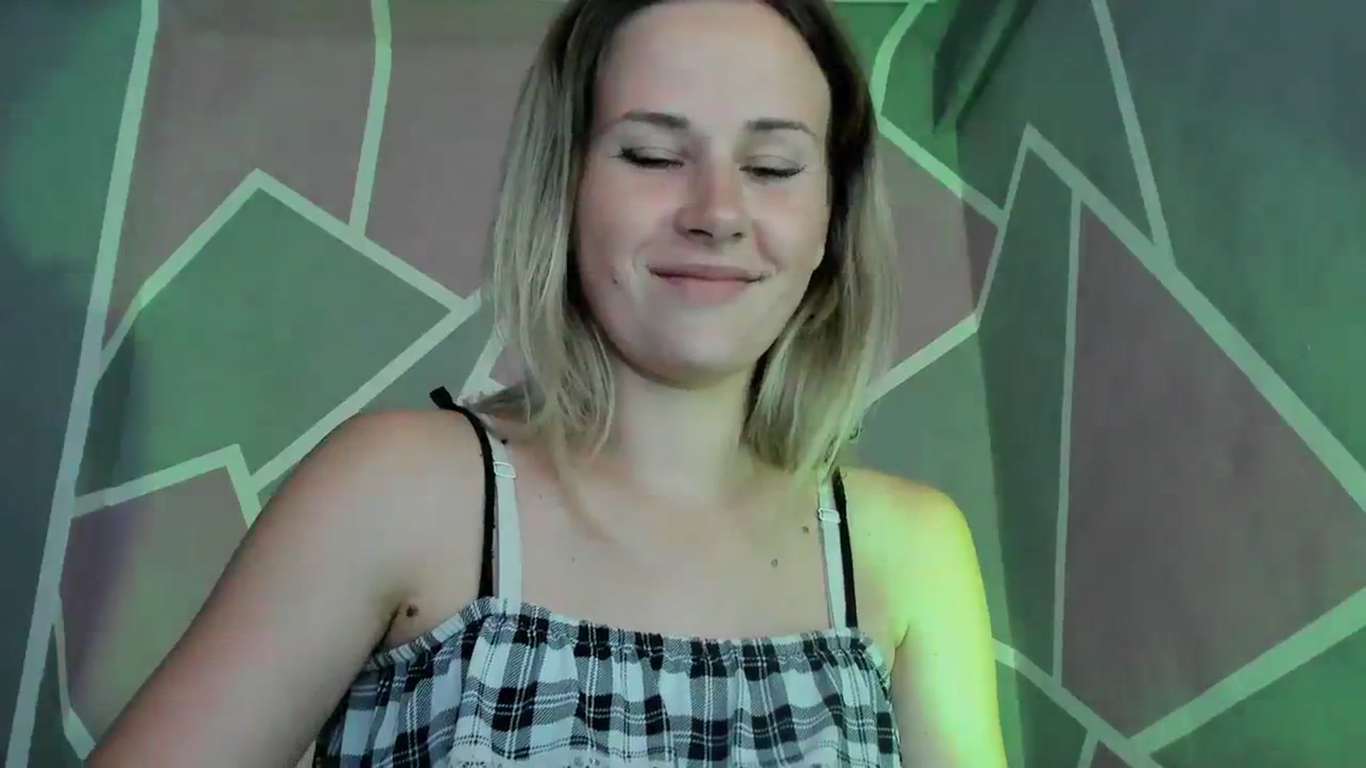Gallery image thumbnail from UkrBeauty's myfreecams stream on, 08/14/2023, 13:58 image 11 of 20