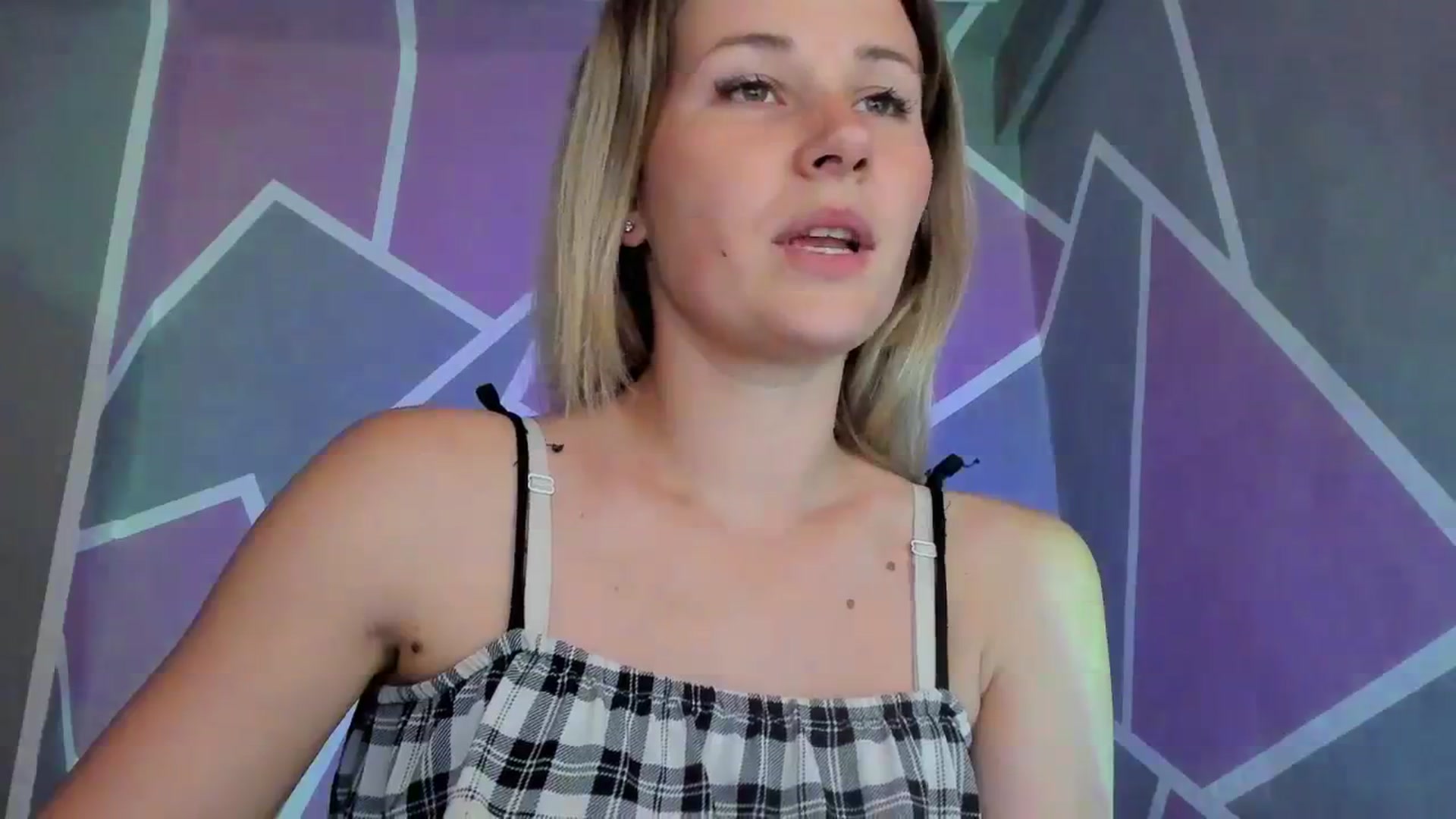 Gallery image thumbnail from UkrBeauty's myfreecams stream on, 08/14/2023, 13:58 image 13 of 20