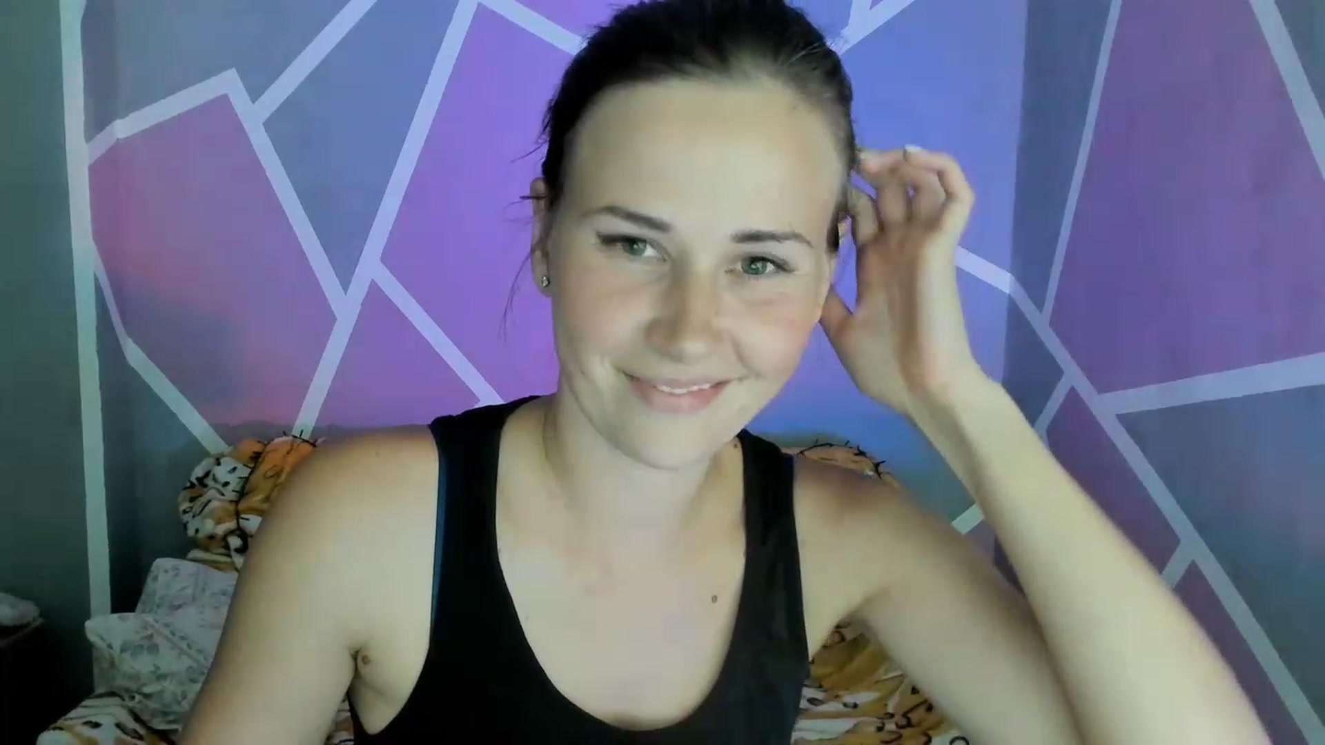 Gallery image thumbnail from UkrBeauty's myfreecams stream on, 08/16/2023, 17:28 image 18 of 20