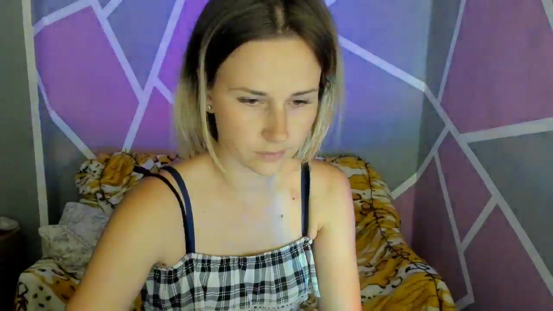 Gallery image thumbnail from UkrBeauty's myfreecams stream on, 08/18/2023, 16:40 image 2 of 20