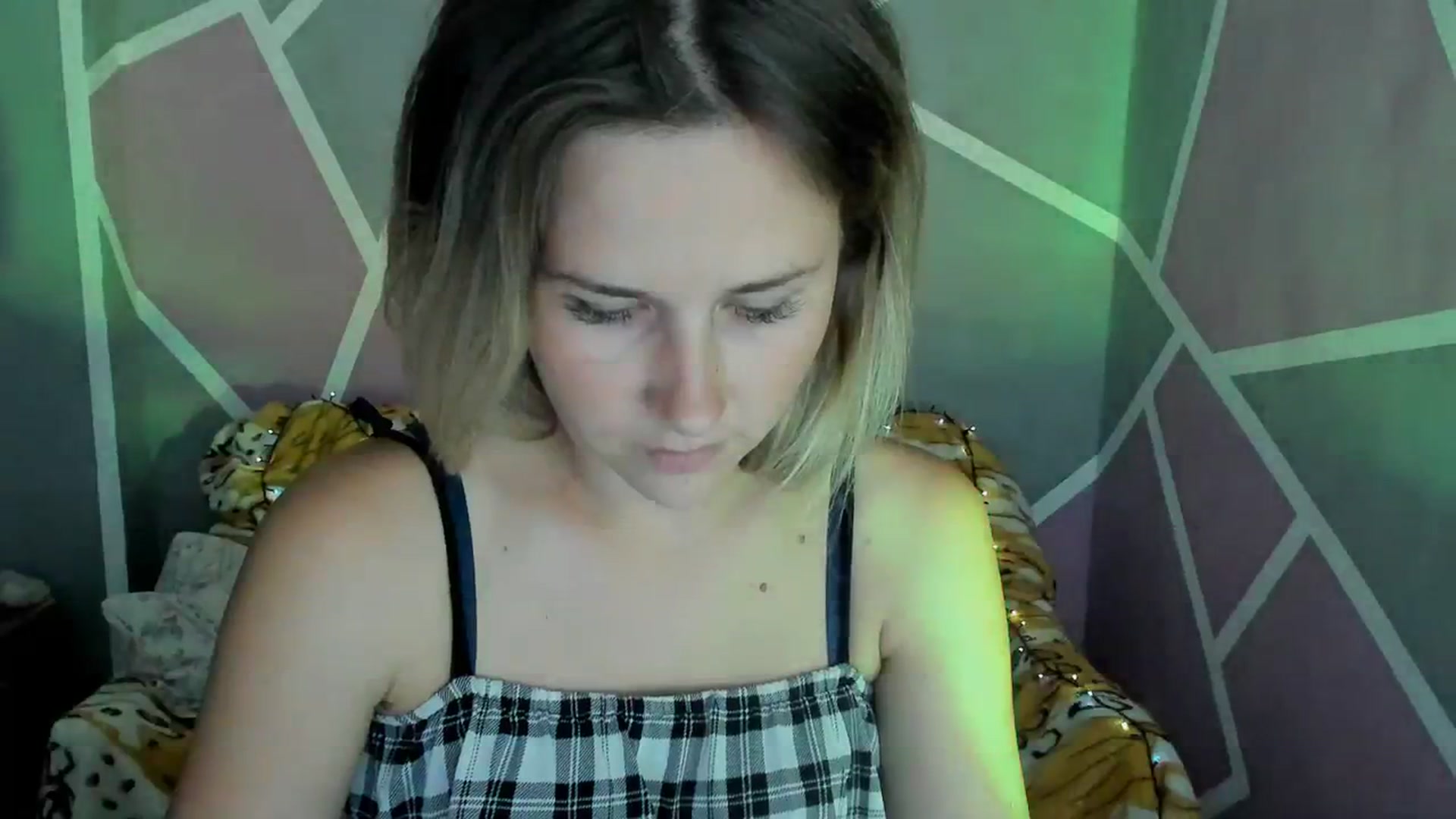 Gallery image thumbnail from UkrBeauty's myfreecams stream on, 08/18/2023, 16:40 image 9 of 20