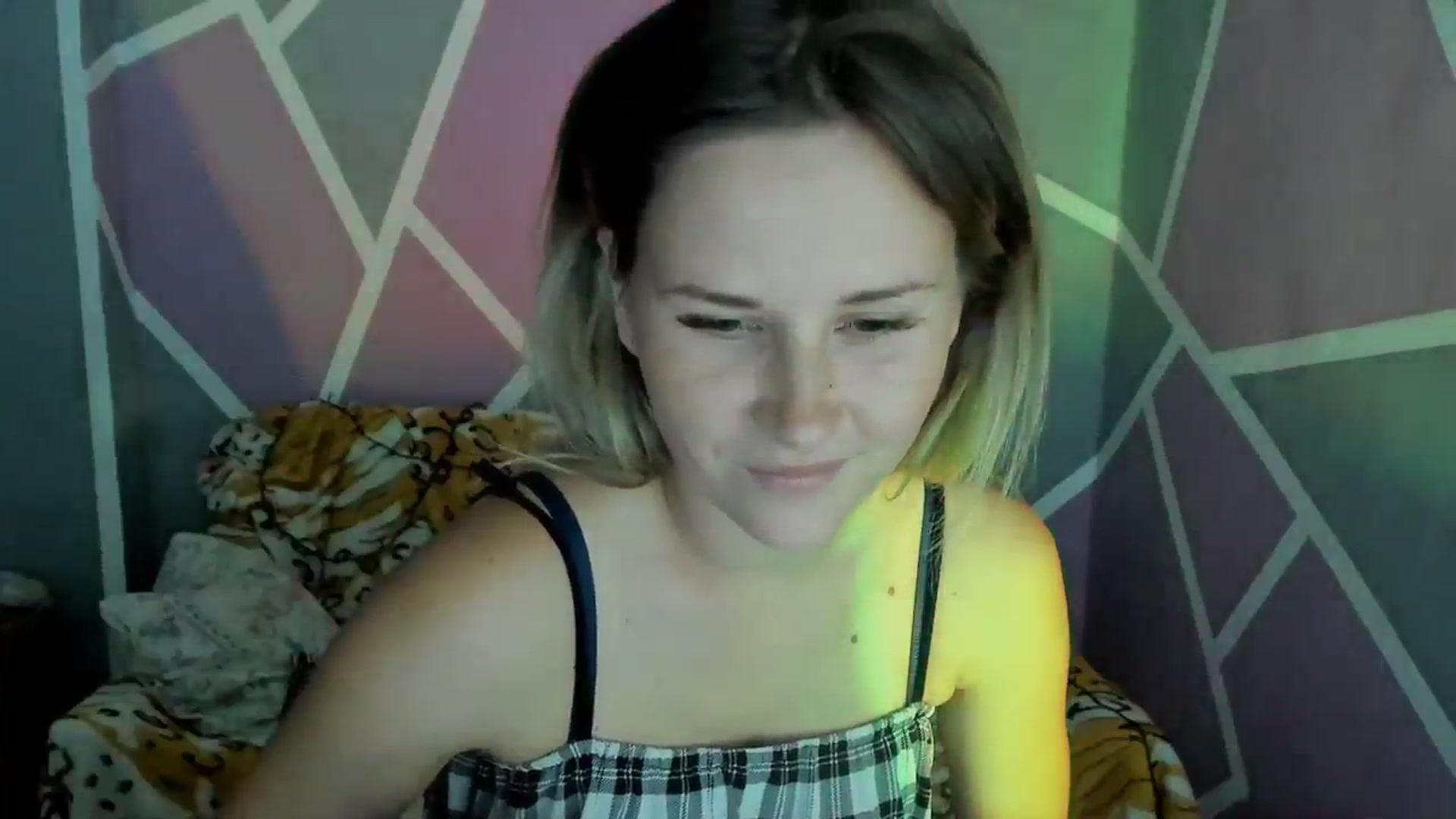 Gallery image thumbnail from UkrBeauty's myfreecams stream on, 08/18/2023, 16:40 image 10 of 20