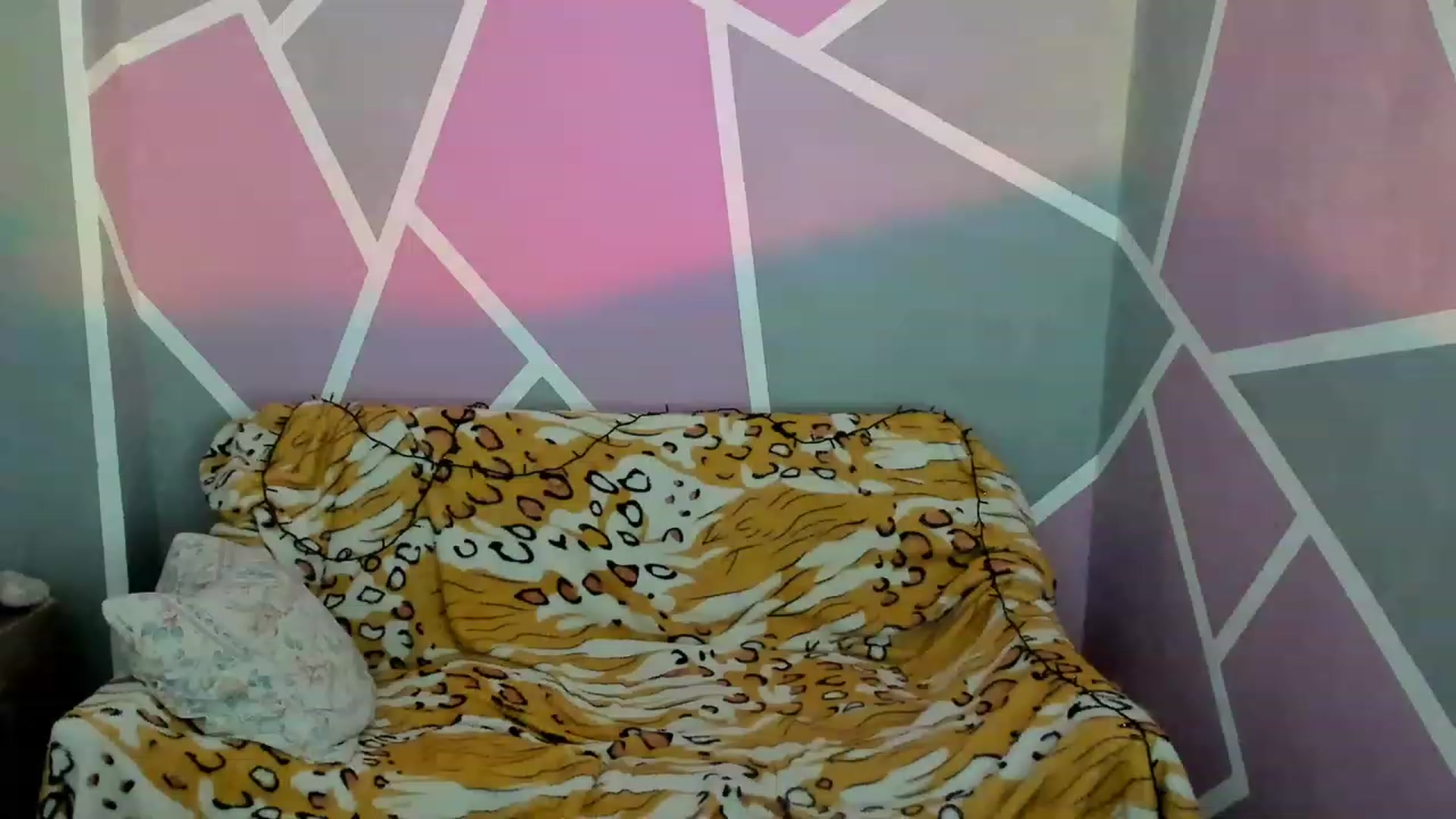 Gallery image thumbnail from UkrBeauty's myfreecams stream on, 08/19/2023, 14:57 image 11 of 20