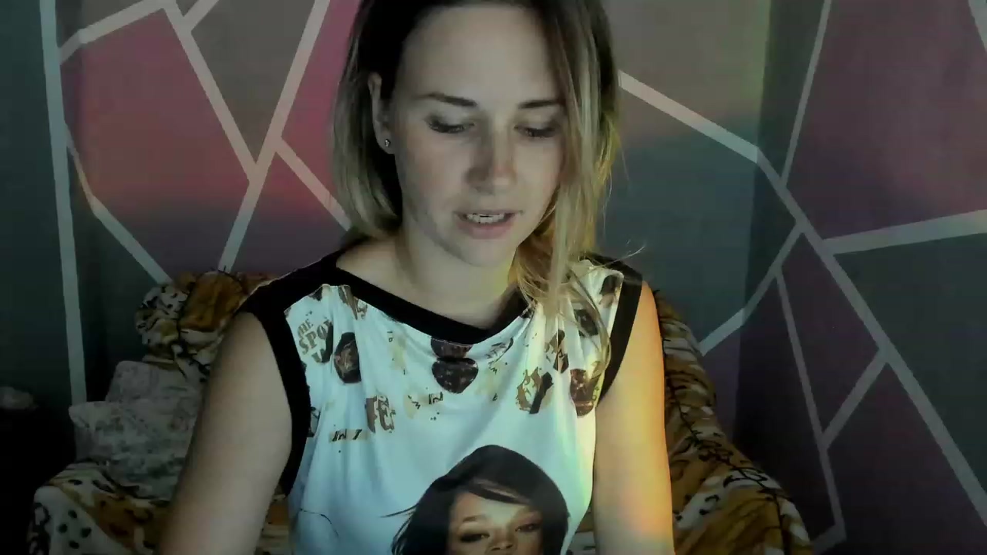 Gallery image thumbnail from UkrBeauty's myfreecams stream on, 08/19/2023, 14:57 image 4 of 20