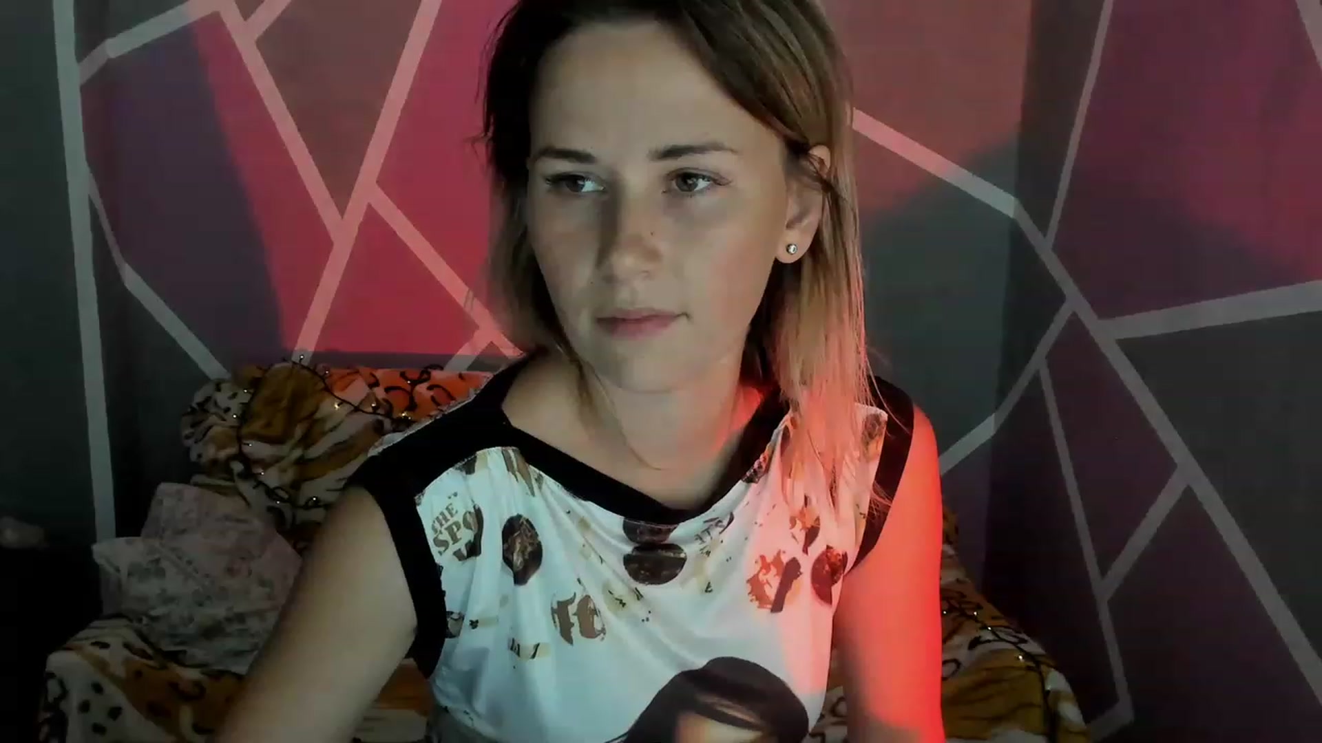 Gallery image thumbnail from UkrBeauty's myfreecams stream on, 08/19/2023, 15:56 image 4 of 20