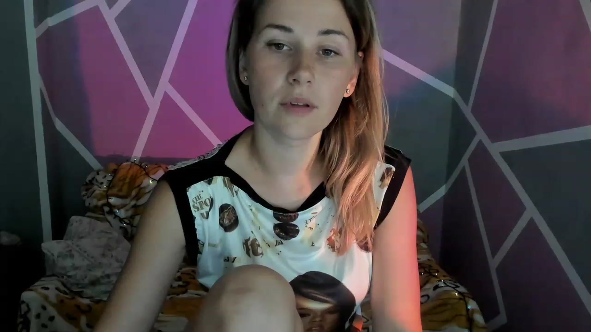 Gallery image thumbnail from UkrBeauty's myfreecams stream on, 08/19/2023, 15:56 image 13 of 20