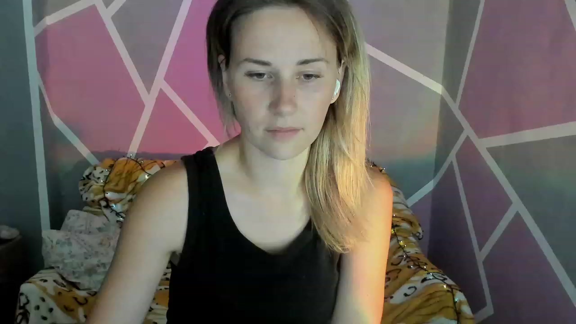 Gallery image thumbnail from UkrBeauty's myfreecams stream on, 08/21/2023, 13:58 image 11 of 20
