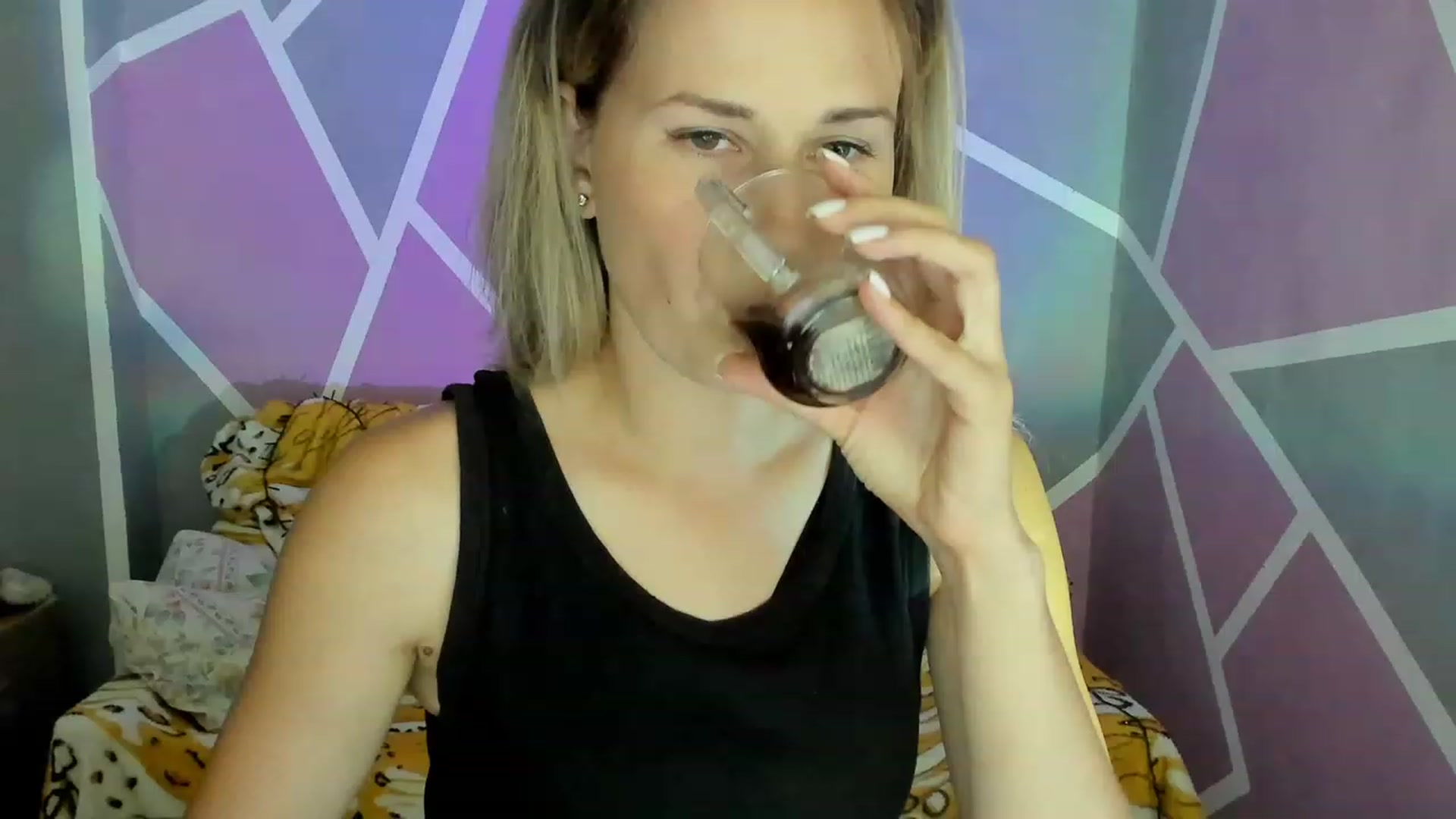 Gallery image thumbnail from UkrBeauty's myfreecams stream on, 08/21/2023, 15:01 image 14 of 20