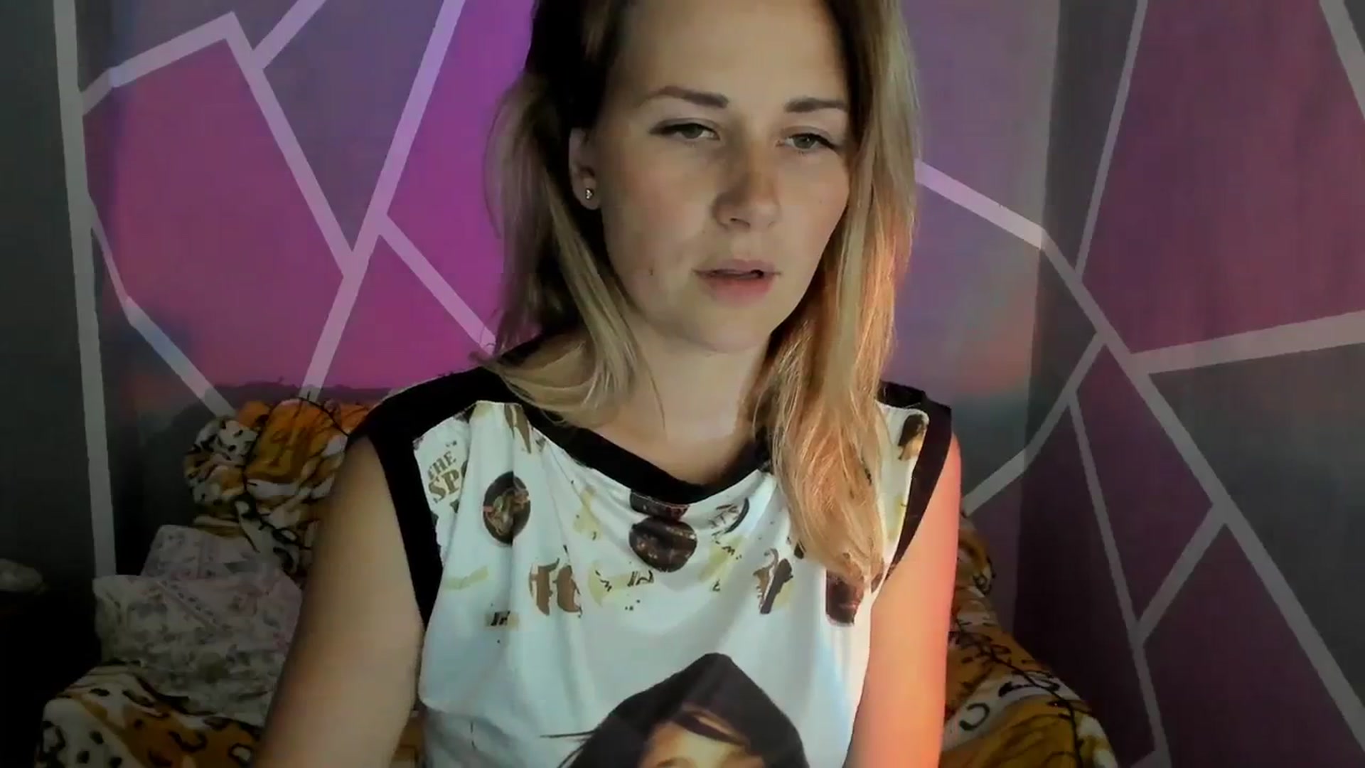 Gallery image thumbnail from UkrBeauty's myfreecams stream on, 08/22/2023, 18:18 image 18 of 20