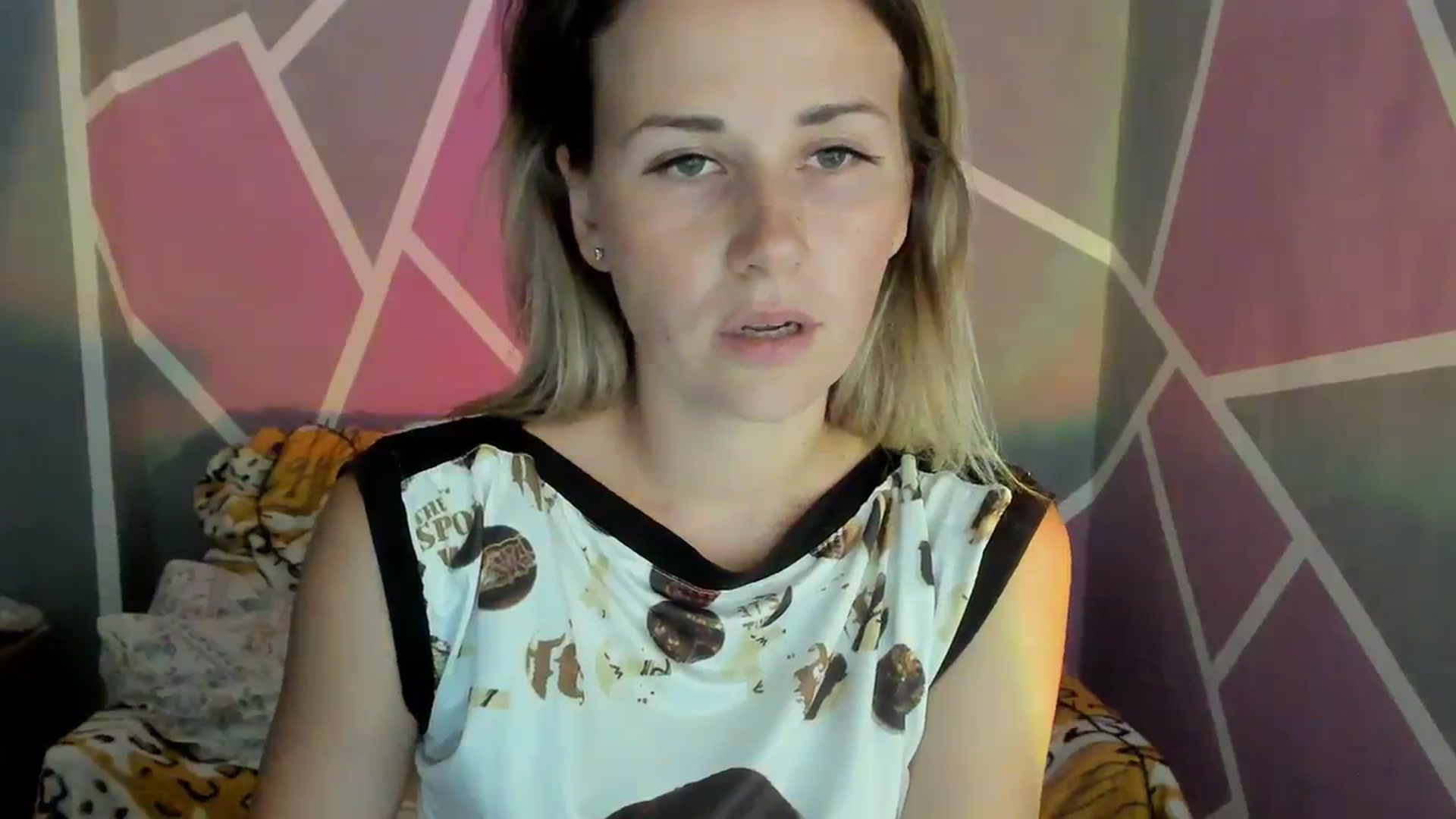 Gallery image thumbnail from UkrBeauty's myfreecams stream on, 08/22/2023, 18:18 image 11 of 20
