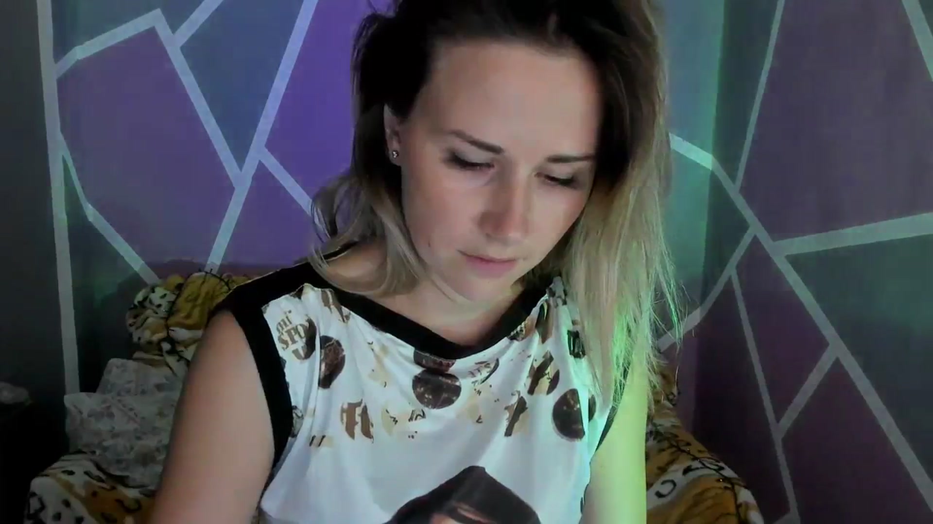 Gallery image thumbnail from UkrBeauty's myfreecams stream on, 08/22/2023, 18:18 image 16 of 20