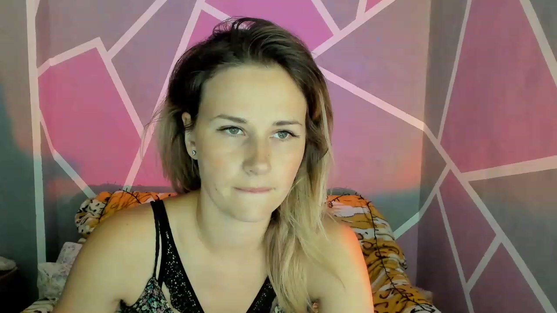 Gallery image thumbnail from UkrBeauty's myfreecams stream on, 08/23/2023, 15:22 image 12 of 20