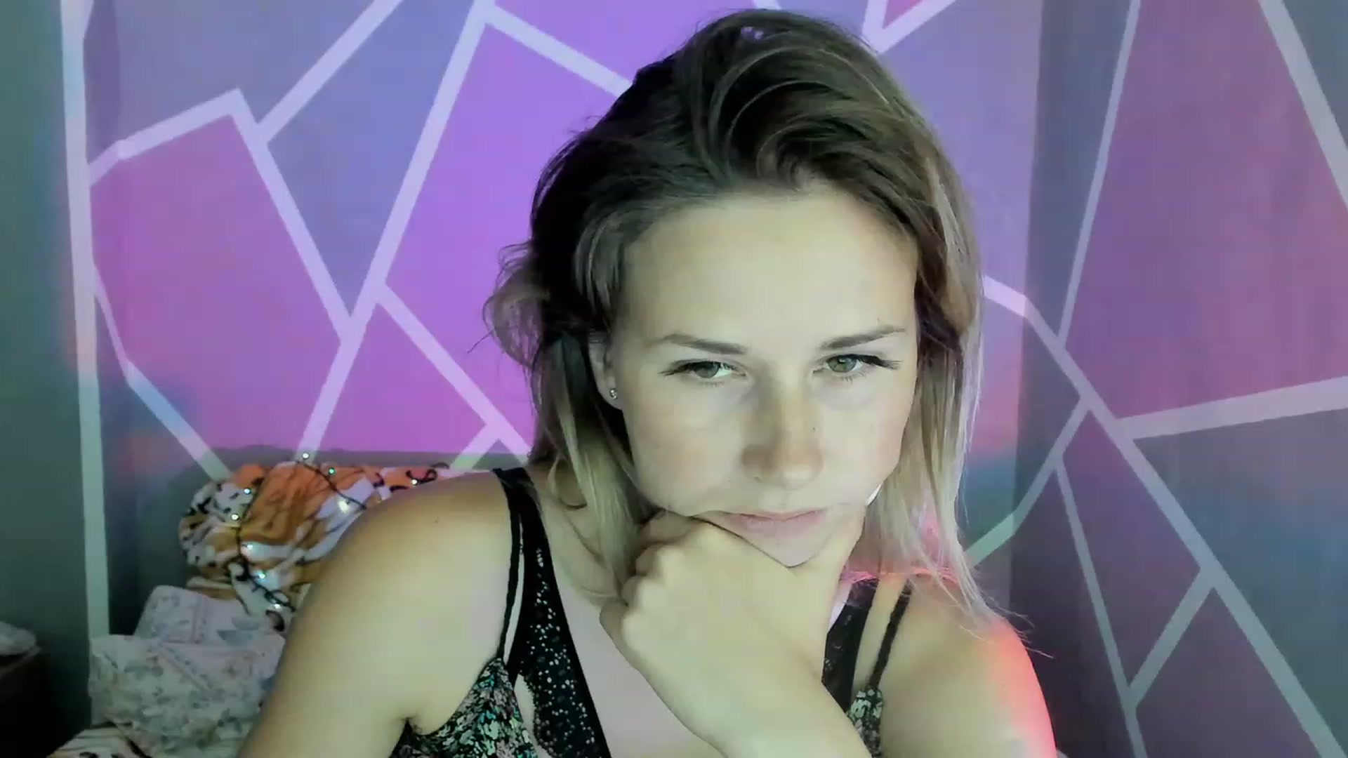 Gallery image thumbnail from UkrBeauty's myfreecams stream on, 08/23/2023, 15:22 image 3 of 20