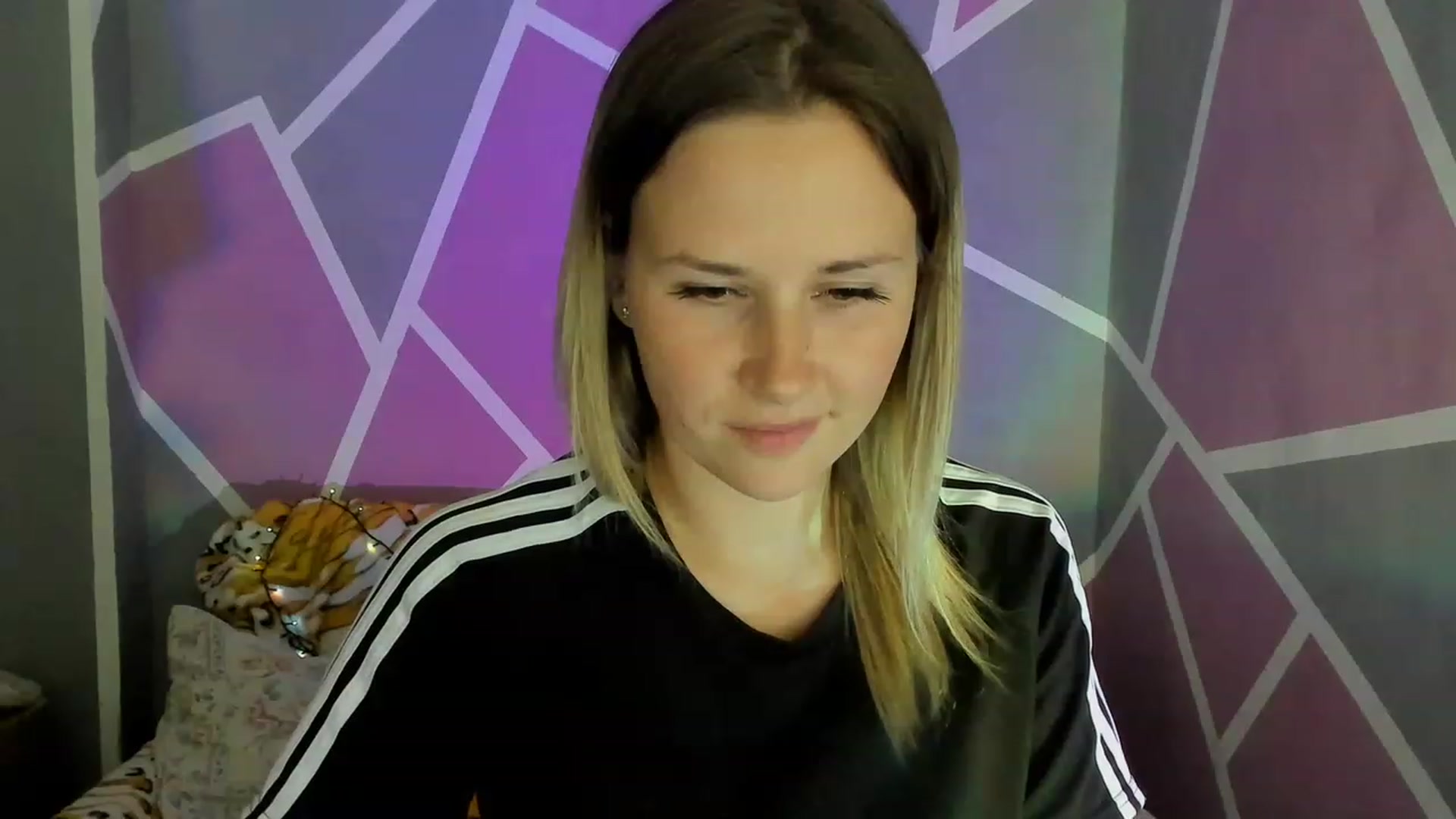 Gallery image thumbnail from UkrBeauty's myfreecams stream on, 08/25/2023, 15:04 image 19 of 20