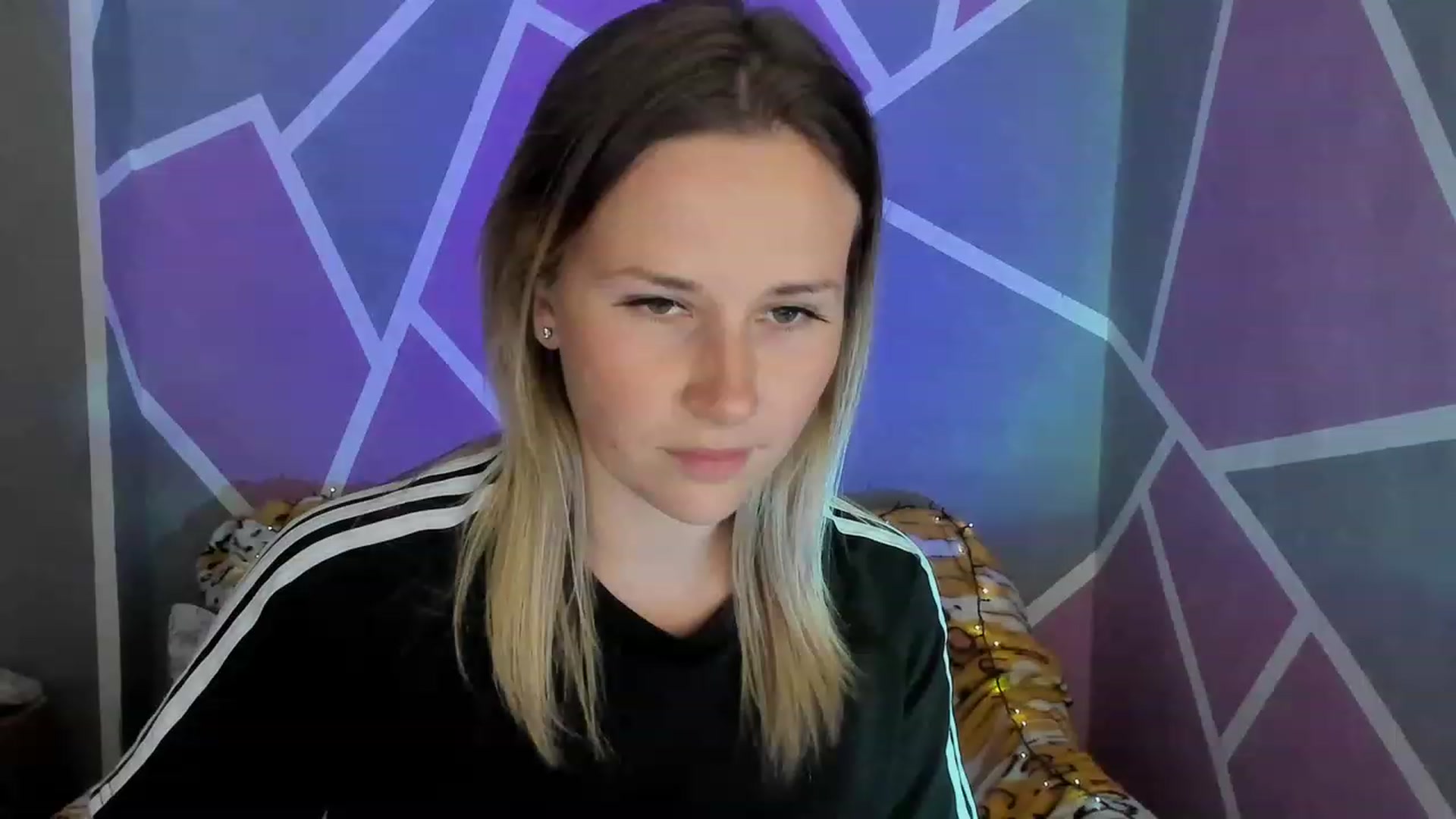 Gallery image thumbnail from UkrBeauty's myfreecams stream on, 08/25/2023, 15:04 image 1 of 20