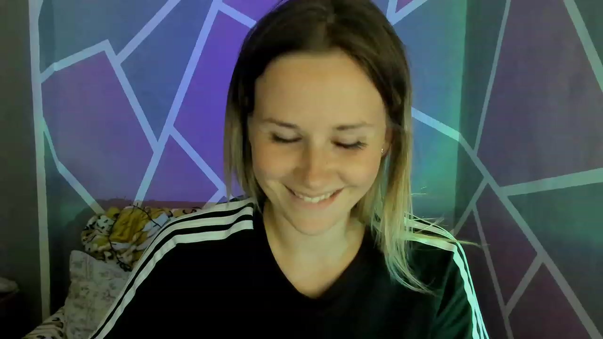 Gallery image thumbnail from UkrBeauty's myfreecams stream on, 08/25/2023, 16:10 image 8 of 20