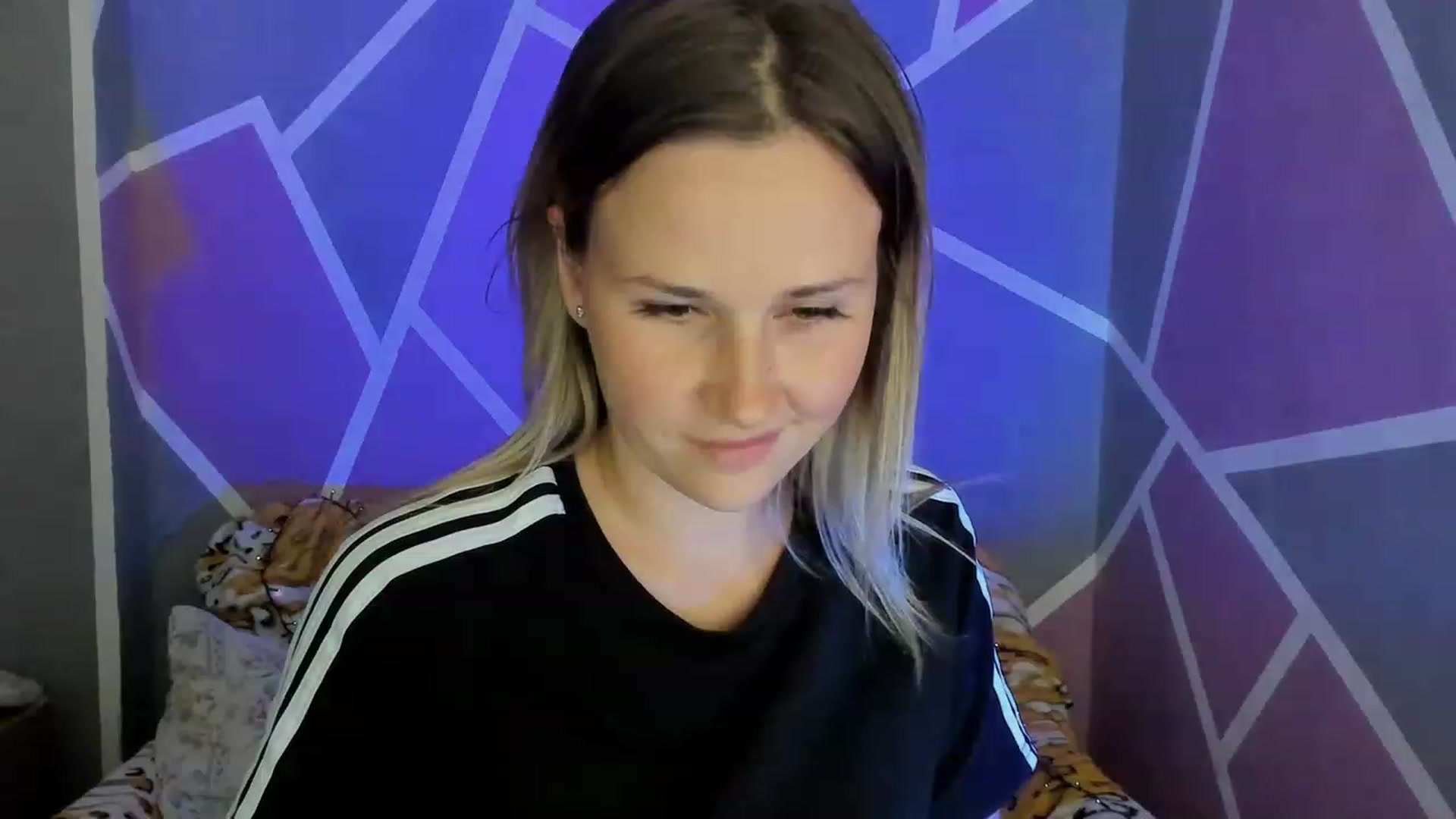 Gallery image thumbnail from UkrBeauty's myfreecams stream on, 08/25/2023, 16:10 image 19 of 20