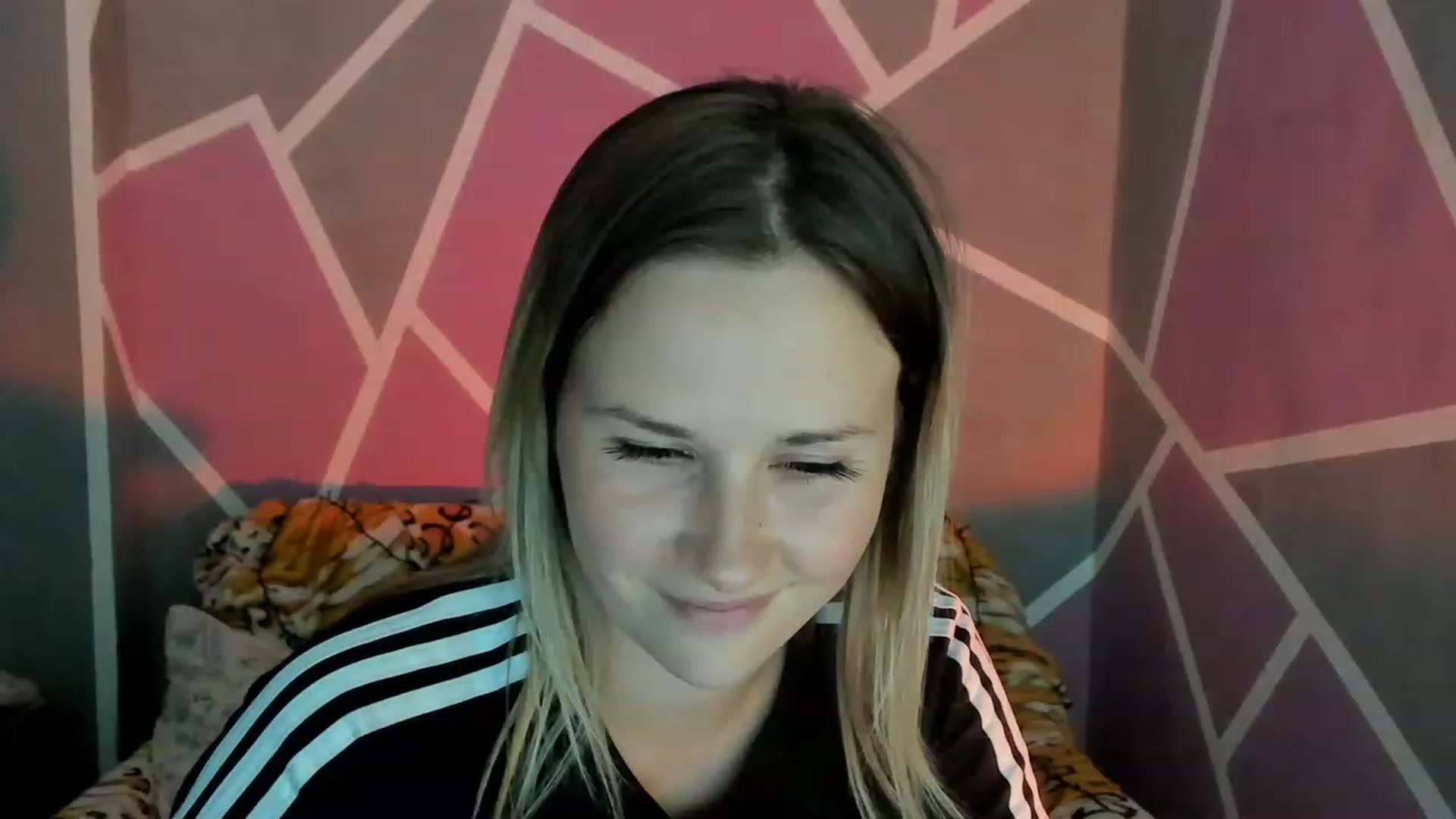 Gallery image thumbnail from UkrBeauty's myfreecams stream on, 08/25/2023, 16:43 image 1 of 20