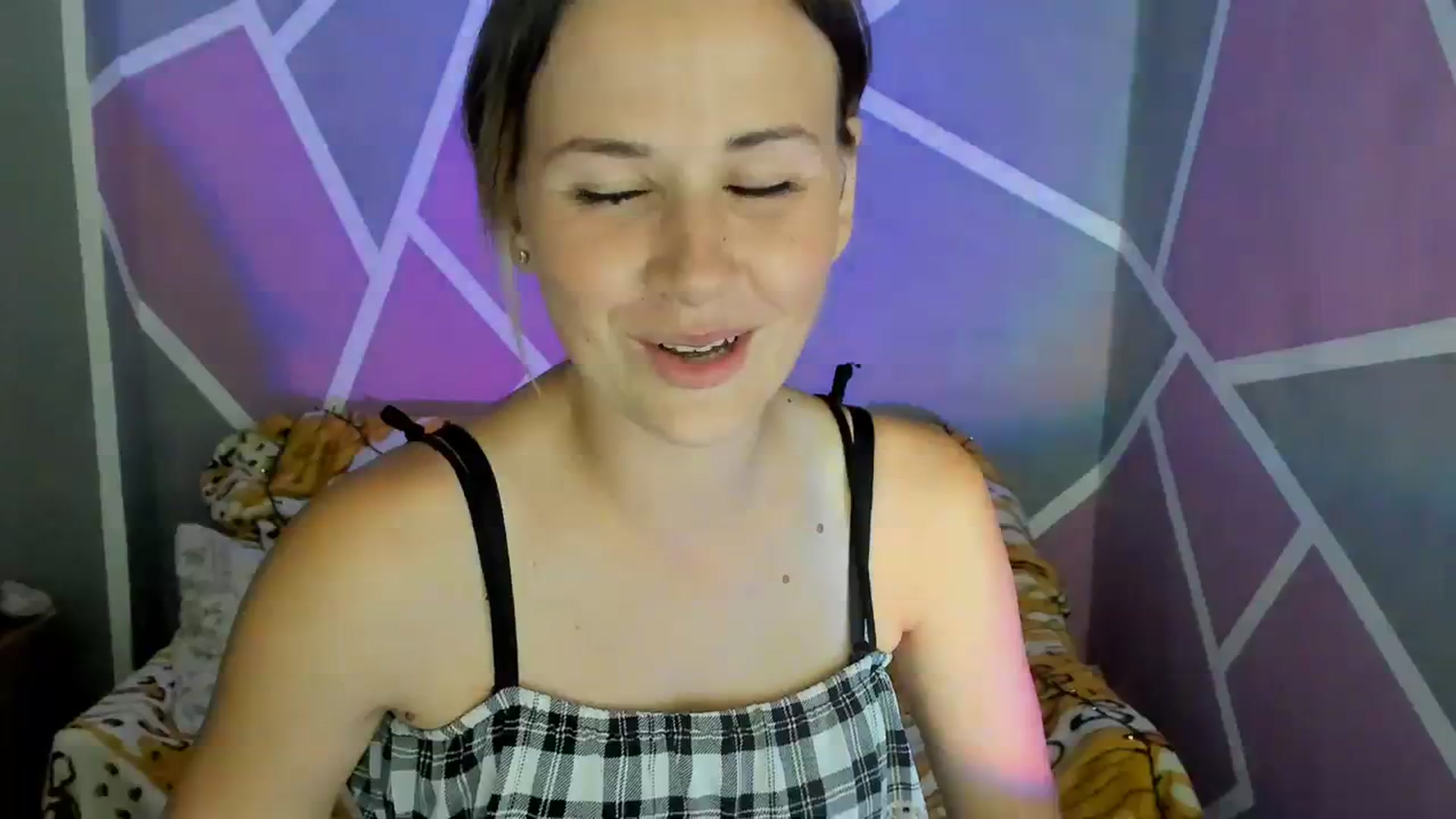 Gallery image thumbnail from UkrBeauty's myfreecams stream on, 08/26/2023, 18:25 image 12 of 20