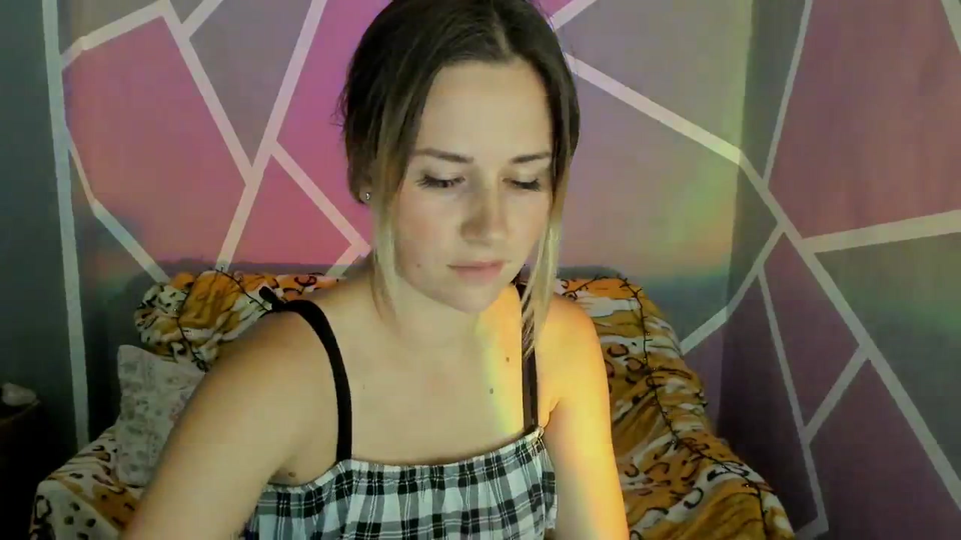 Gallery image thumbnail from UkrBeauty's myfreecams stream on, 08/26/2023, 18:25 image 20 of 20