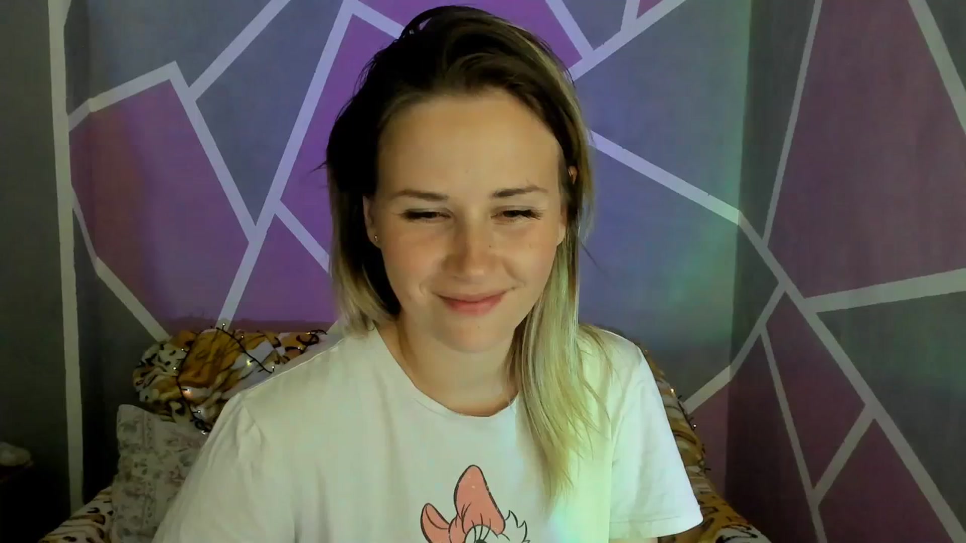 Gallery image thumbnail from UkrBeauty's myfreecams stream on, 08/29/2023, 17:54 image 1 of 20
