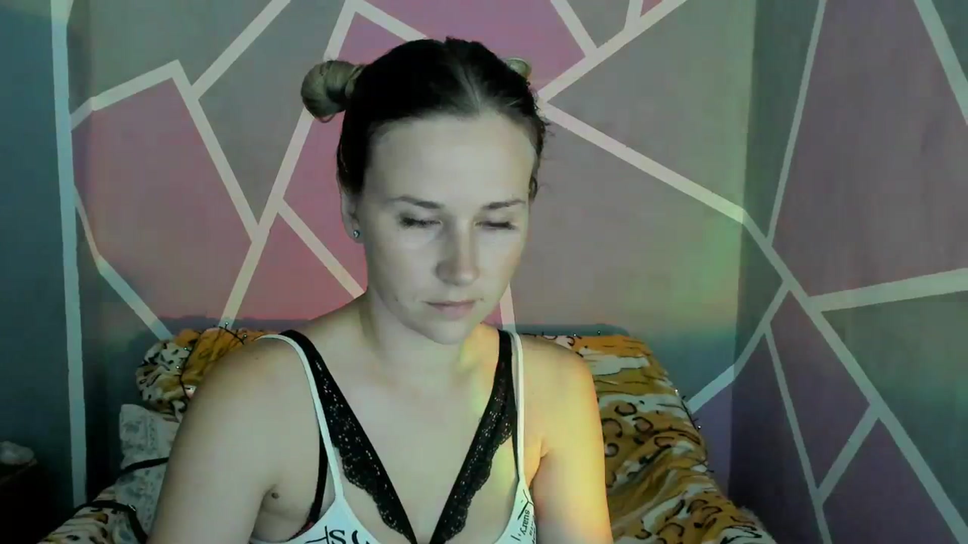 Gallery image thumbnail from UkrBeauty's myfreecams stream on, 08/31/2023, 15:39 image 11 of 20