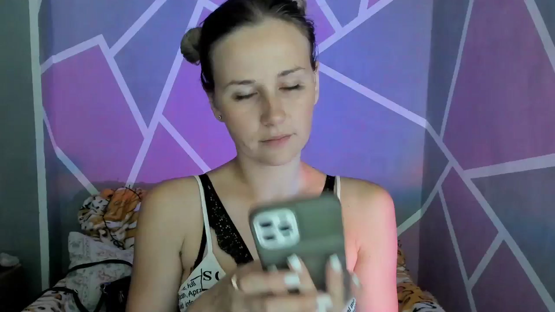 Gallery image thumbnail from UkrBeauty's myfreecams stream on, 08/31/2023, 15:39 image 14 of 20