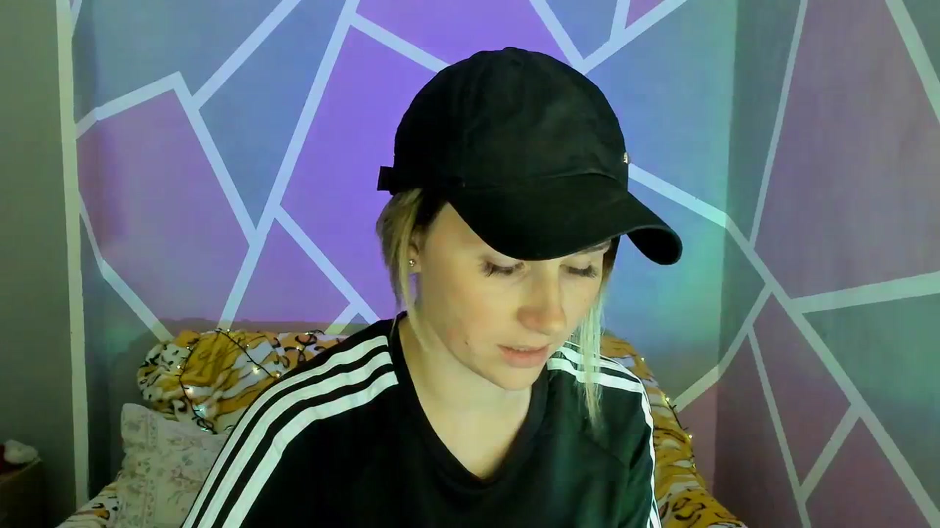 Gallery image thumbnail from UkrBeauty's myfreecams stream on, 09/03/2023, 17:21 image 7 of 20