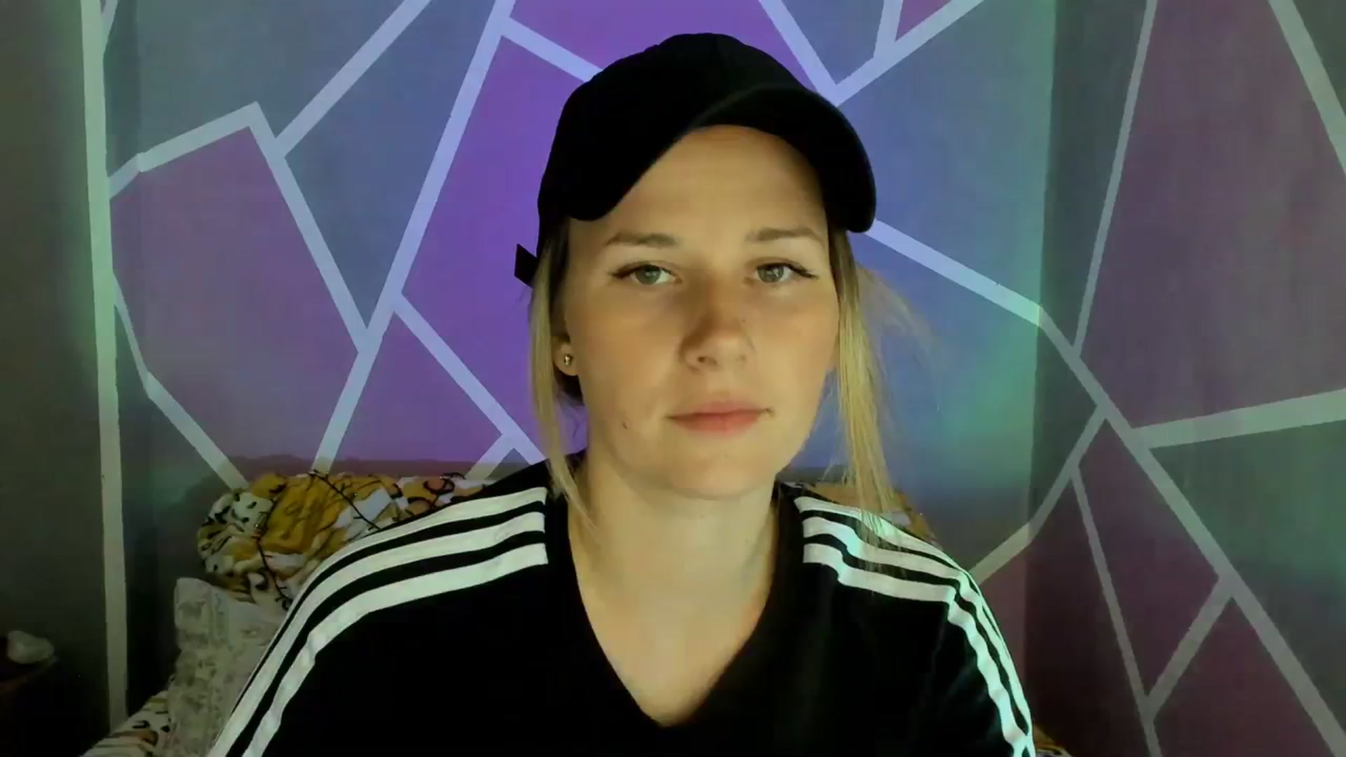 Gallery image thumbnail from UkrBeauty's myfreecams stream on, 09/03/2023, 17:21 image 1 of 20