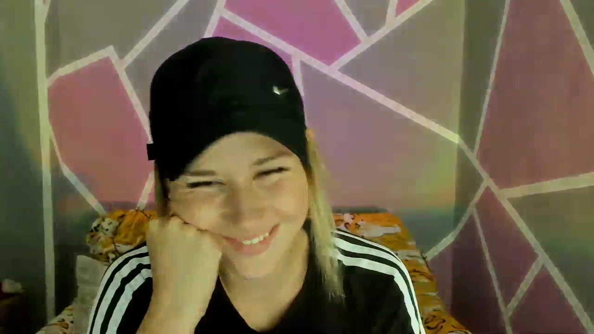 Gallery image thumbnail from UkrBeauty's myfreecams stream on, 09/03/2023, 17:21 image 17 of 20