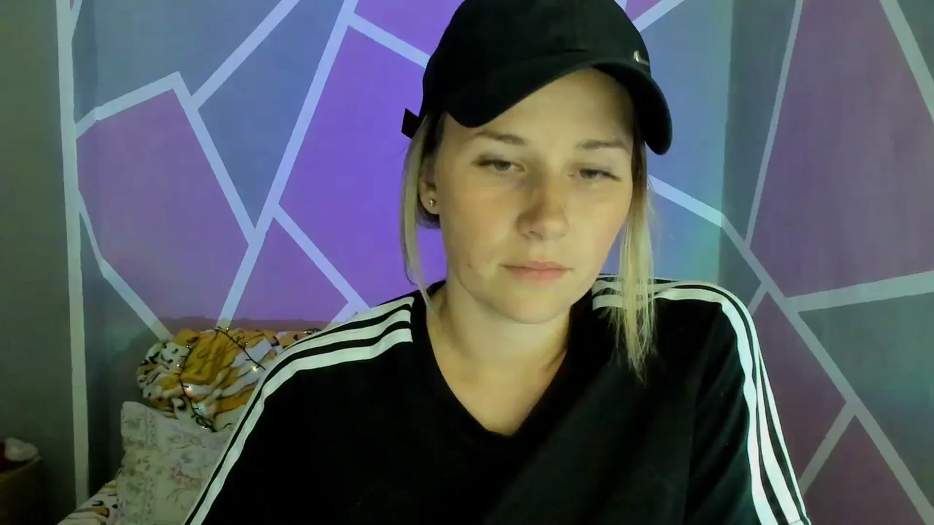 Gallery image thumbnail from UkrBeauty's myfreecams stream on, 09/03/2023, 17:21 image 13 of 20