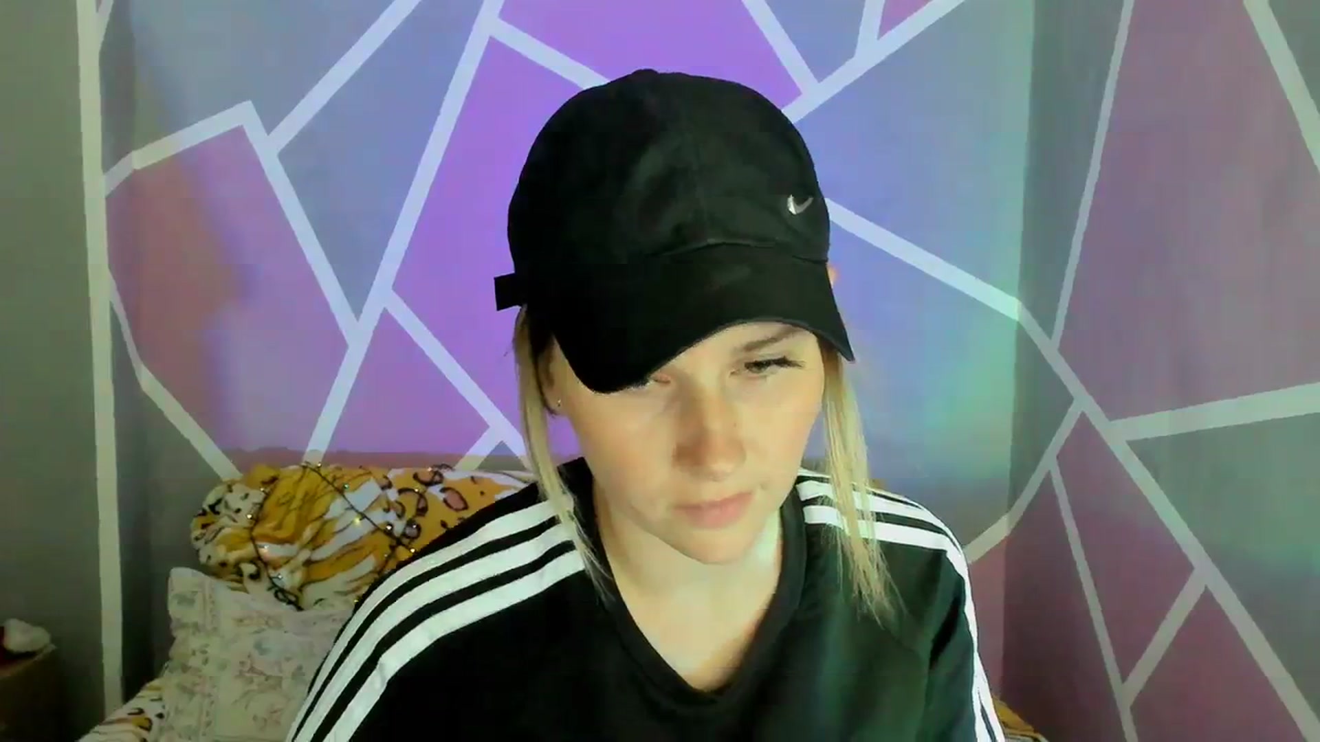 Gallery image thumbnail from UkrBeauty's myfreecams stream on, 09/03/2023, 17:21 image 19 of 20