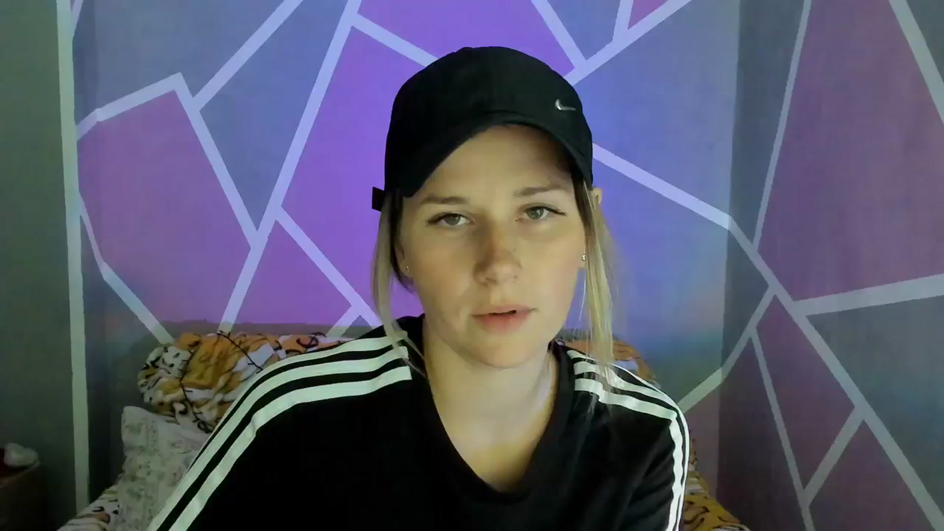 Gallery image thumbnail from UkrBeauty's myfreecams stream on, 09/03/2023, 18:06 image 11 of 20