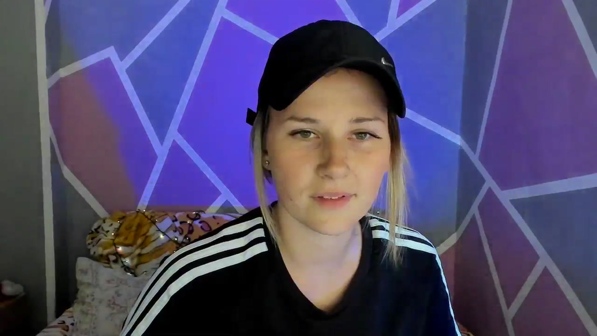 Gallery image thumbnail from UkrBeauty's myfreecams stream on, 09/03/2023, 18:06 image 20 of 20