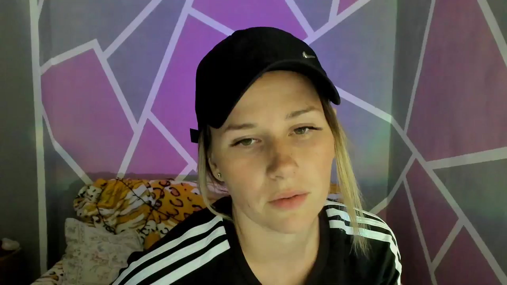 Gallery image thumbnail from UkrBeauty's myfreecams stream on, 09/03/2023, 18:06 image 1 of 20