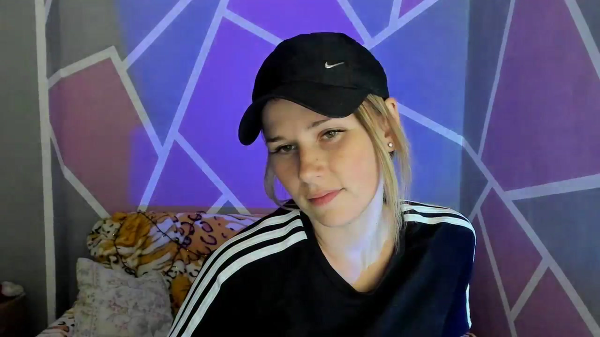 Gallery image thumbnail from UkrBeauty's myfreecams stream on, 09/03/2023, 18:06 image 9 of 20