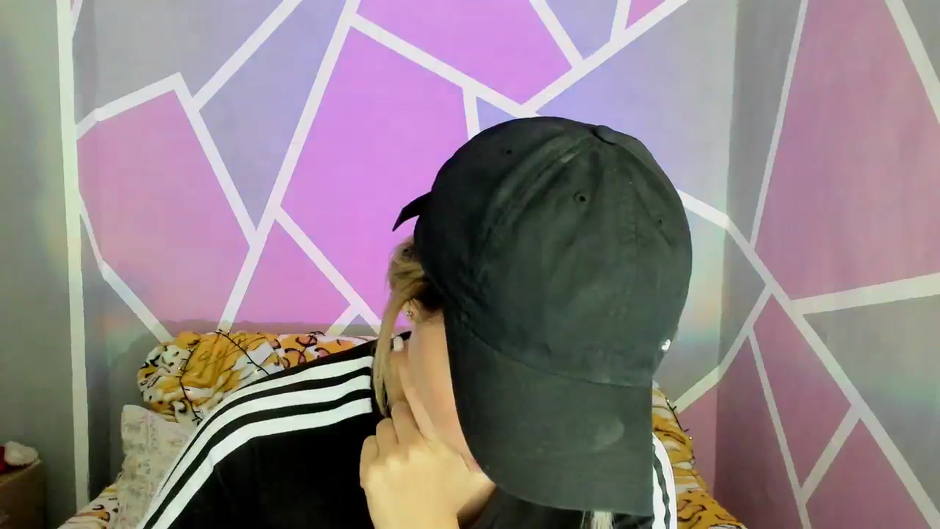 Gallery image thumbnail from UkrBeauty's myfreecams stream on, 09/03/2023, 18:06 image 12 of 20