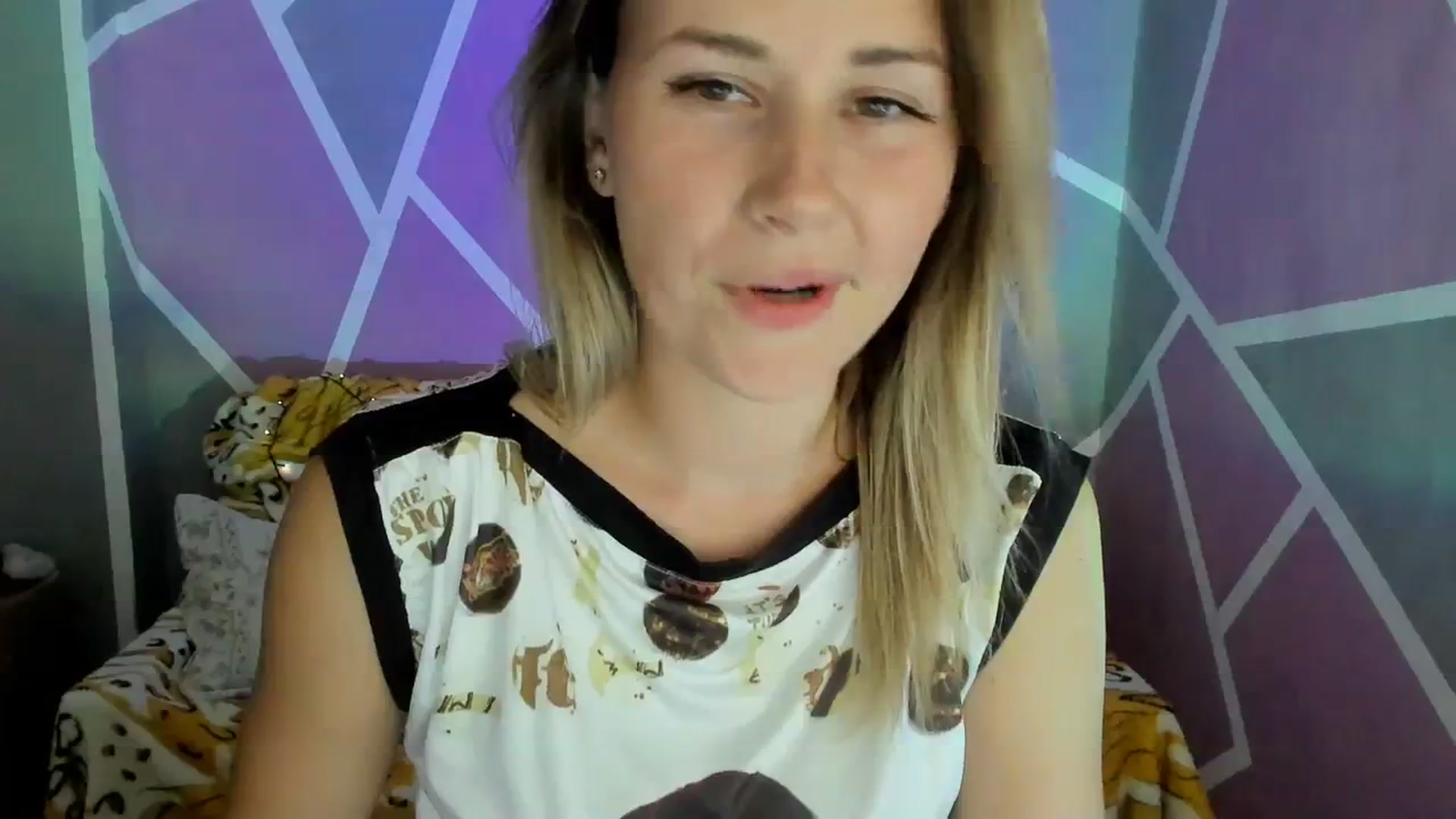 Gallery image thumbnail from UkrBeauty's myfreecams stream on, 09/04/2023, 16:39 image 20 of 20