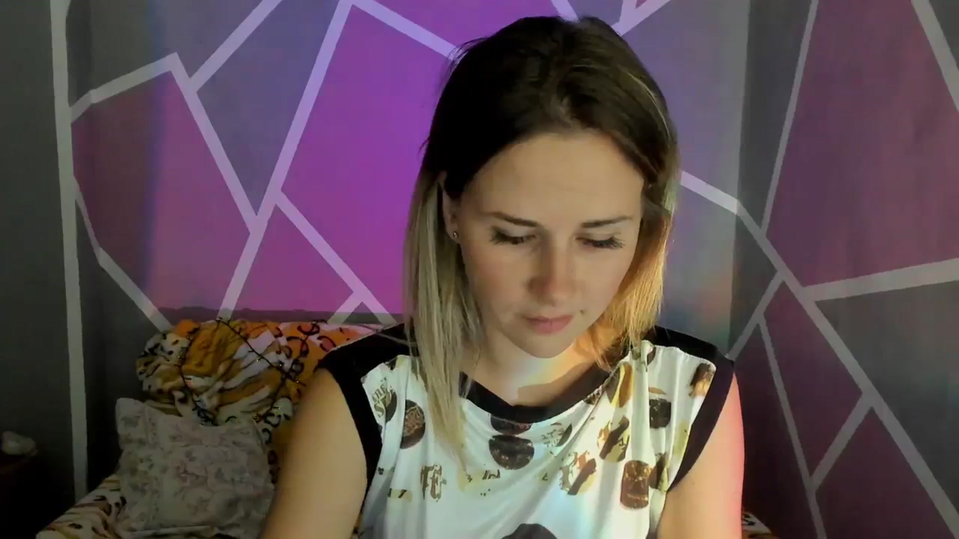 Gallery image thumbnail from UkrBeauty's myfreecams stream on, 09/04/2023, 16:39 image 9 of 20