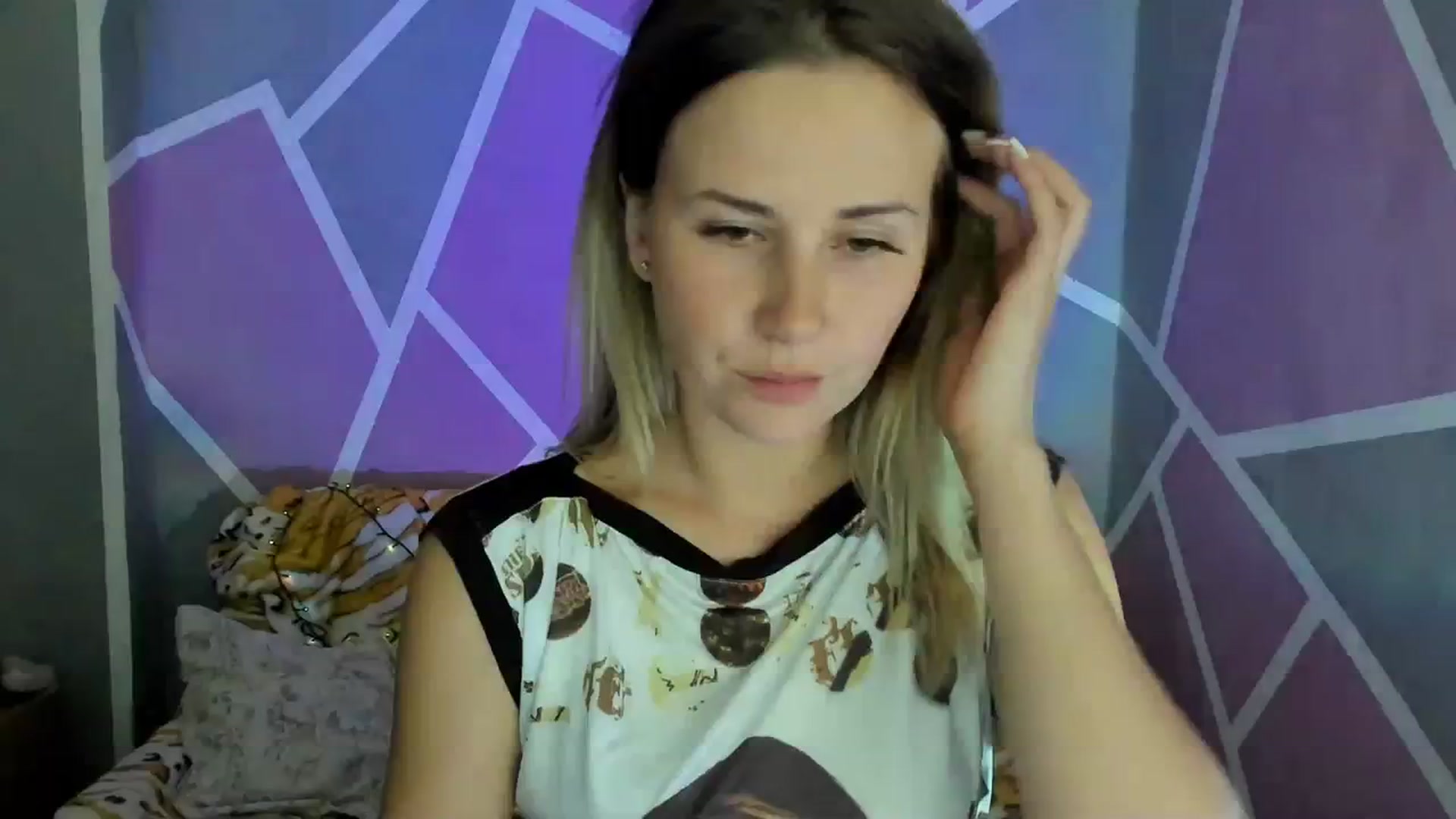 Gallery image thumbnail from UkrBeauty's myfreecams stream on, 09/04/2023, 16:39 image 10 of 20