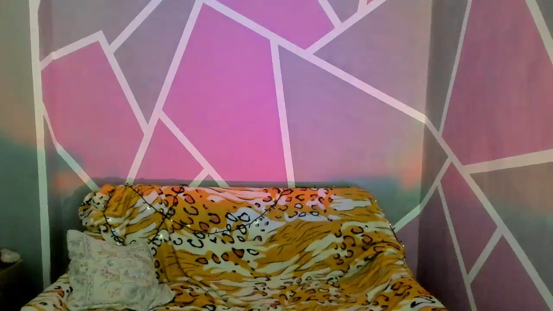 Gallery image thumbnail from UkrBeauty's myfreecams stream on, 09/04/2023, 16:39 image 4 of 20