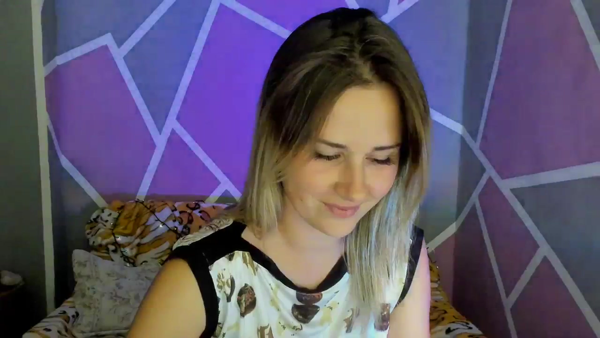 Gallery image thumbnail from UkrBeauty's myfreecams stream on, 09/04/2023, 16:39 image 2 of 20