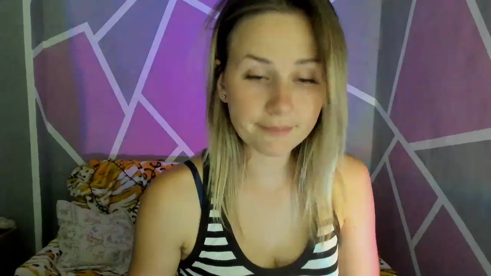 Gallery image thumbnail from UkrBeauty's myfreecams stream on, 09/05/2023, 15:30 image 16 of 20