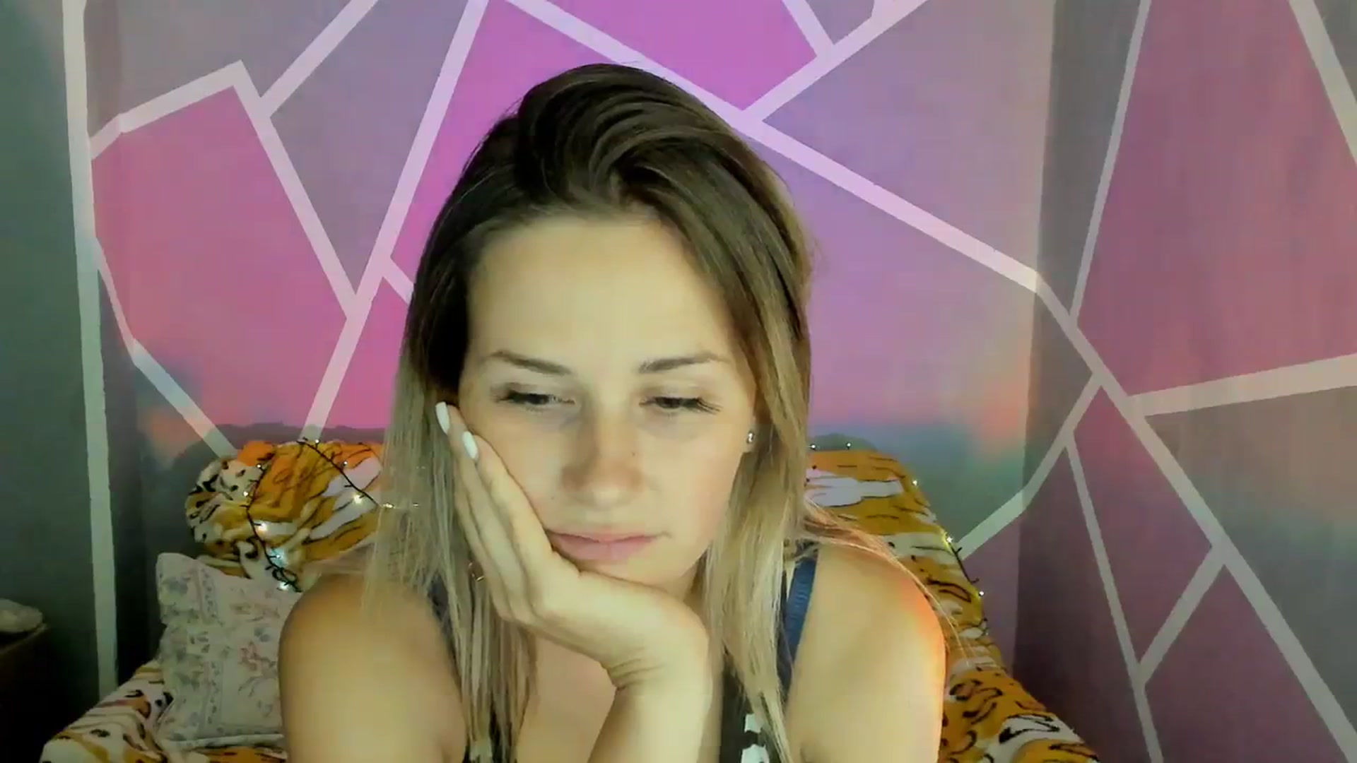 Gallery image thumbnail from UkrBeauty's myfreecams stream on, 09/05/2023, 15:30 image 11 of 20