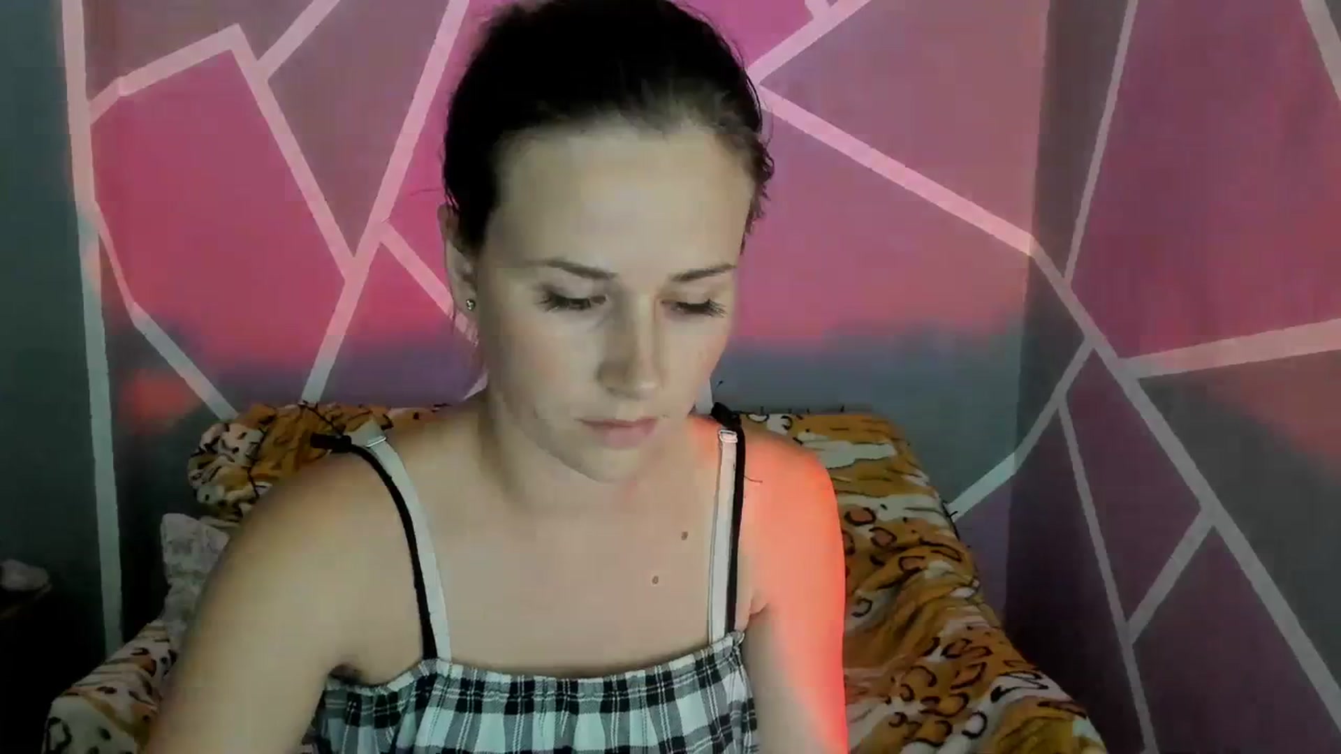 Gallery image thumbnail from UkrBeauty's myfreecams stream on, 09/06/2023, 16:12 image 16 of 20