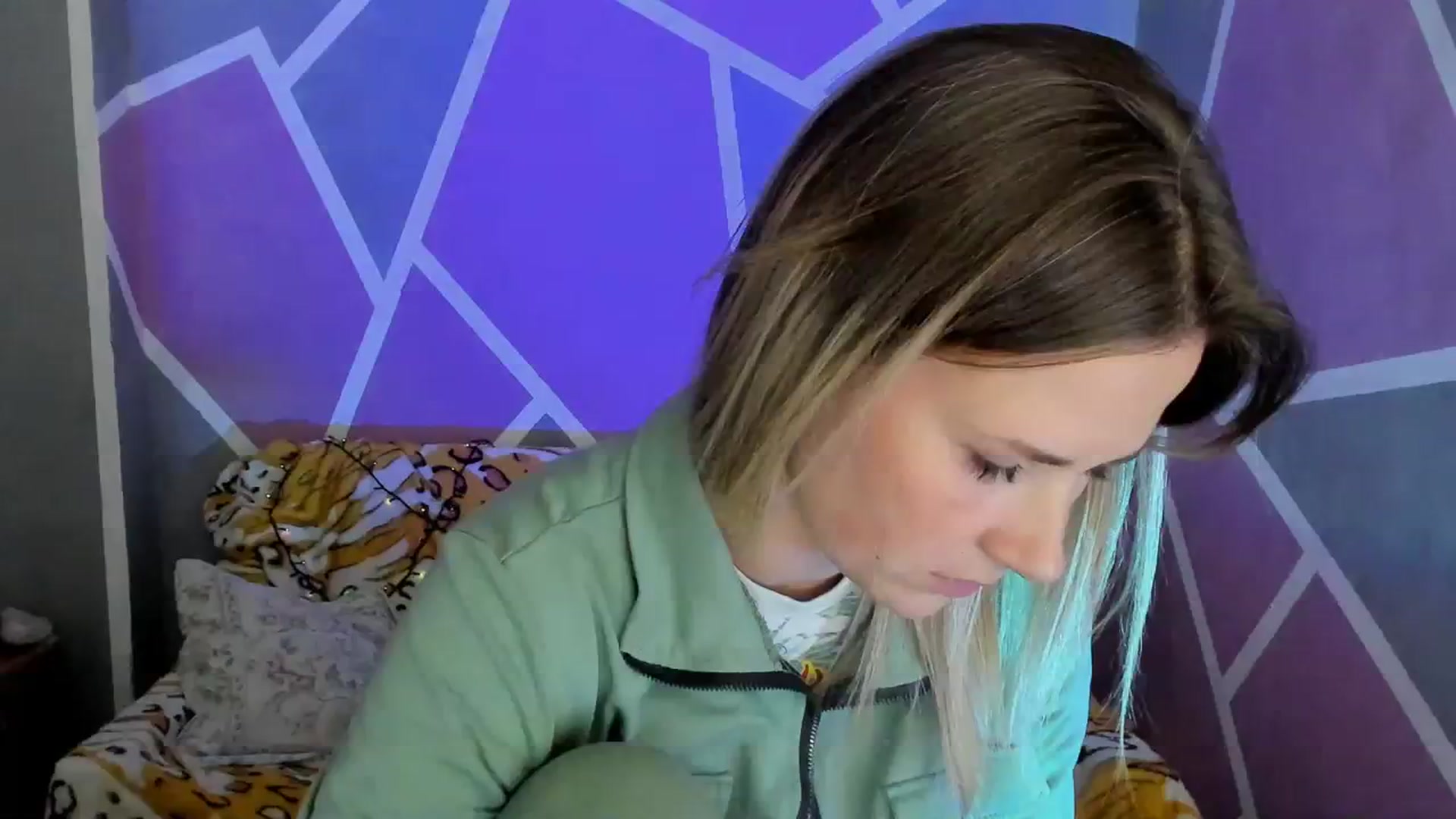 Gallery image thumbnail from UkrBeauty's myfreecams stream on, 09/08/2023, 16:56 image 4 of 20