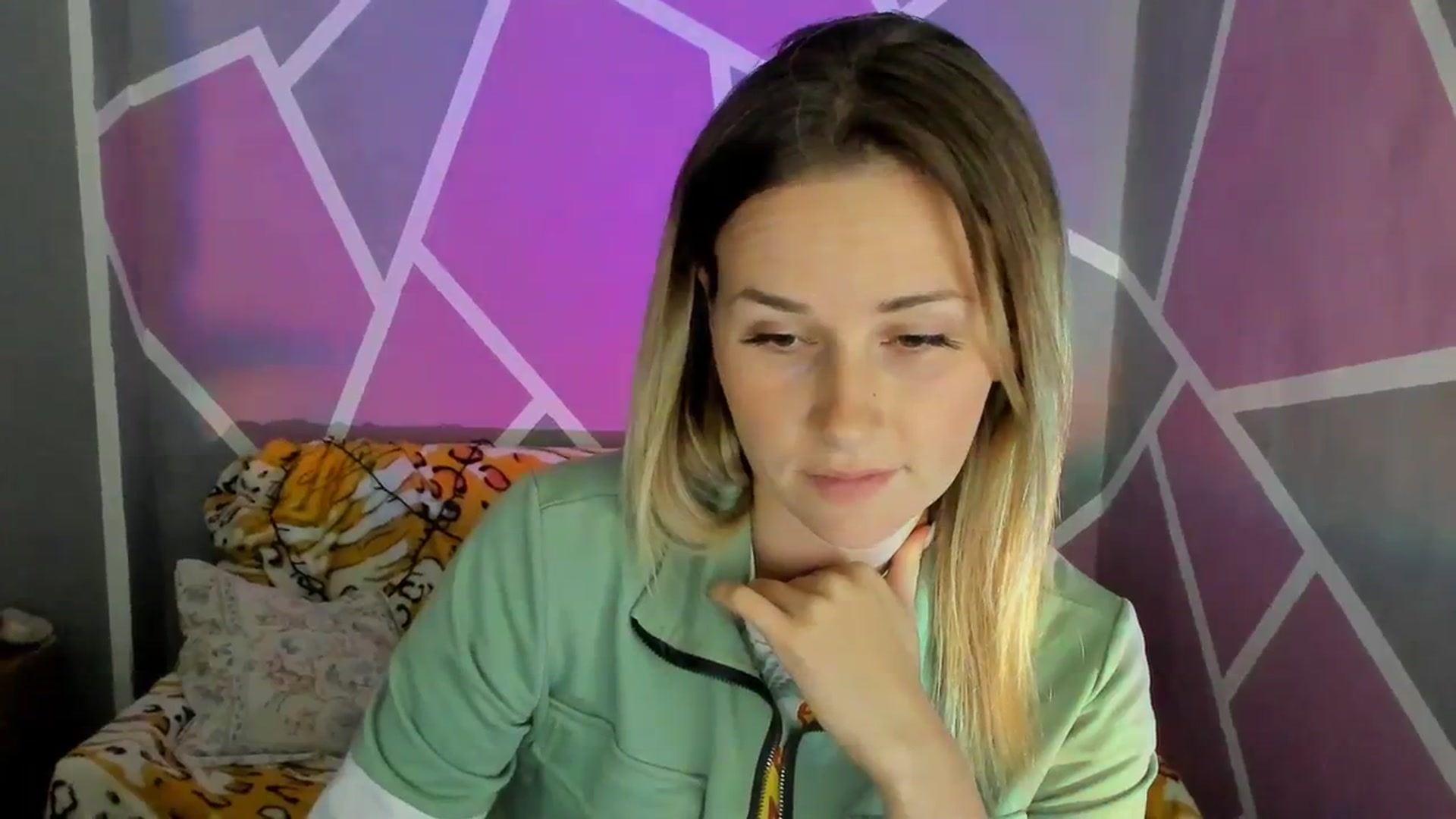 Gallery image thumbnail from UkrBeauty's myfreecams stream on, 09/08/2023, 16:56 image 16 of 20