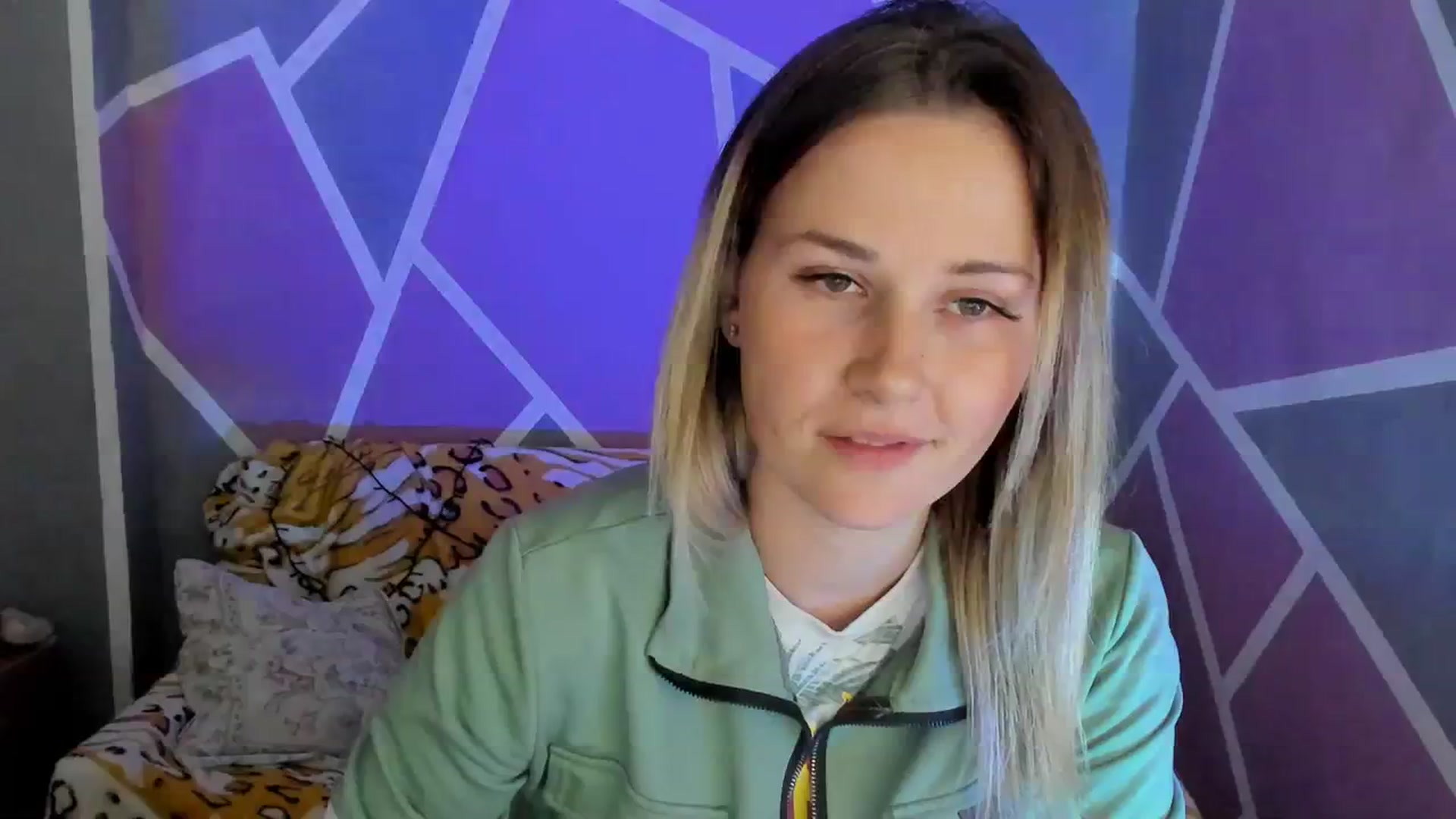 Gallery image thumbnail from UkrBeauty's myfreecams stream on, 09/08/2023, 16:56 image 14 of 20