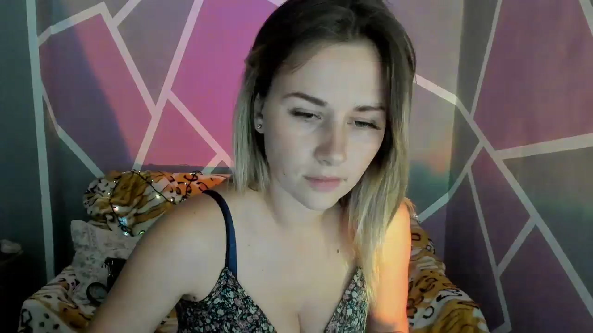 Gallery image thumbnail from UkrBeauty's myfreecams stream on, 09/09/2023, 16:54 image 3 of 20